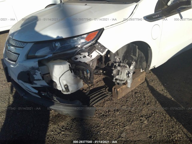 Photo 5 VIN: 1G1RC6E42FU124570 - CHEVROLET VOLT 