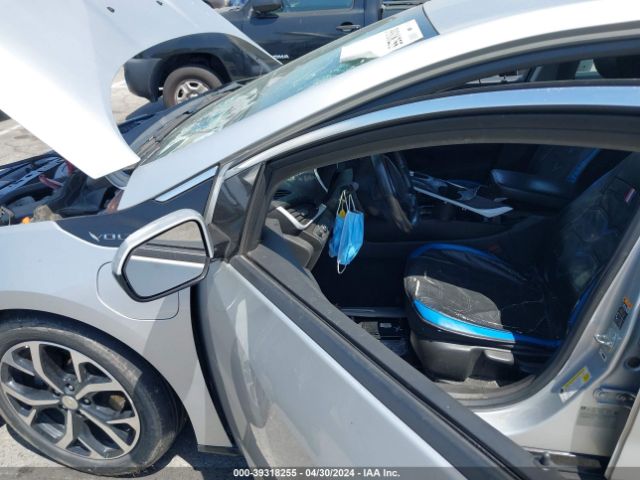 Photo 5 VIN: 1G1RC6S50HU110408 - CHEVROLET VOLT 