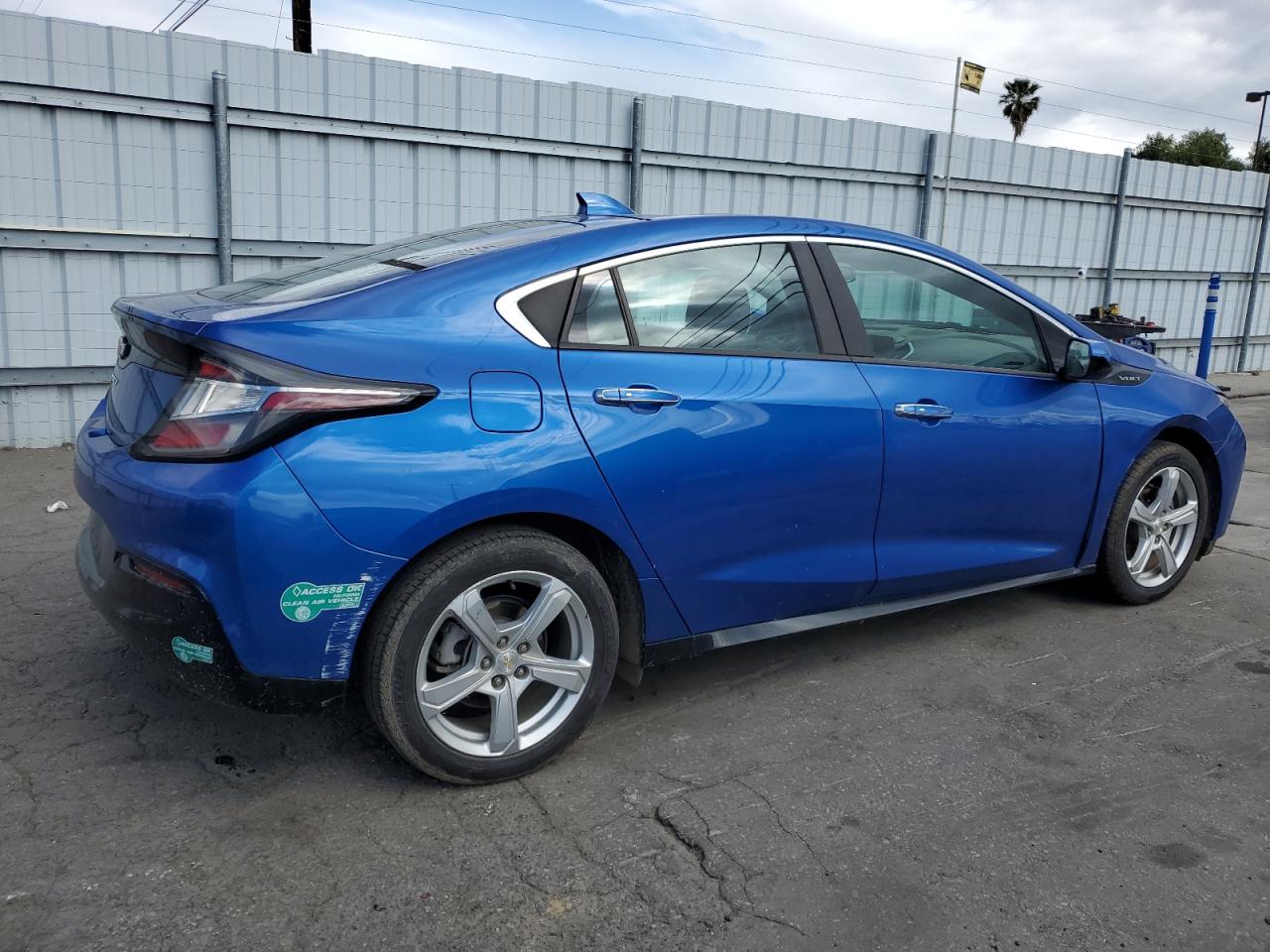 Photo 2 VIN: 1G1RC6S52HU147850 - CHEVROLET VOLT 