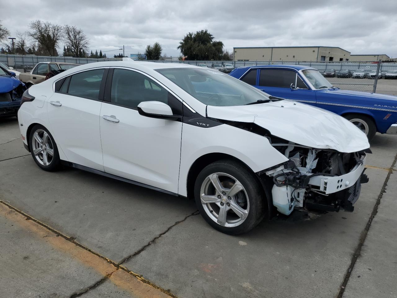 Photo 3 VIN: 1G1RC6S53HU177973 - CHEVROLET VOLT 