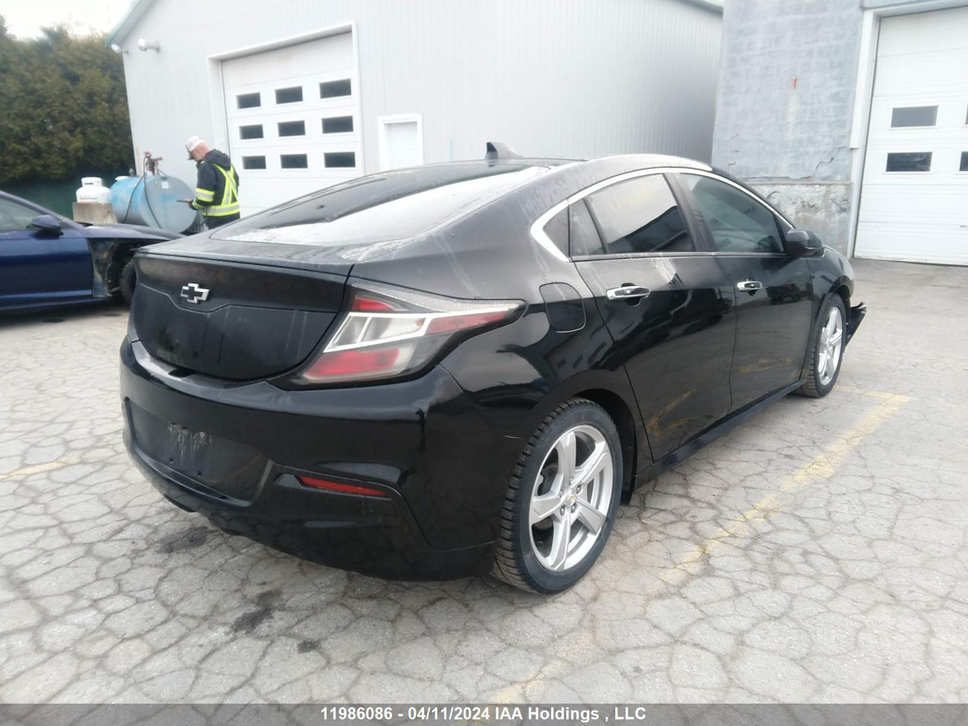 Photo 3 VIN: 1G1RC6S54HU178615 - CHEVROLET VOLT 