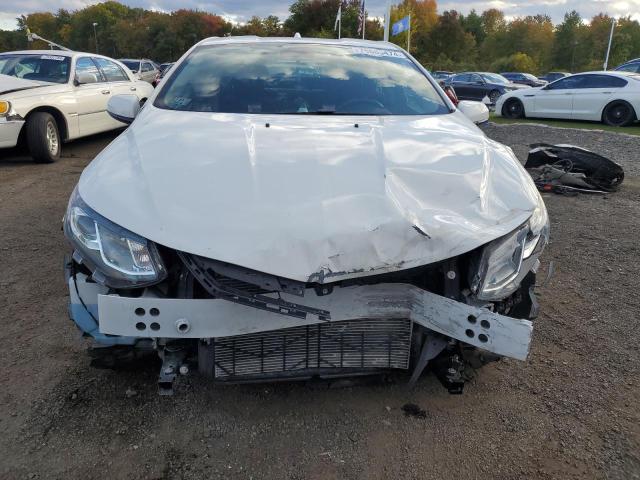Photo 4 VIN: 1G1RC6S54HU215940 - CHEVROLET VOLT LT 