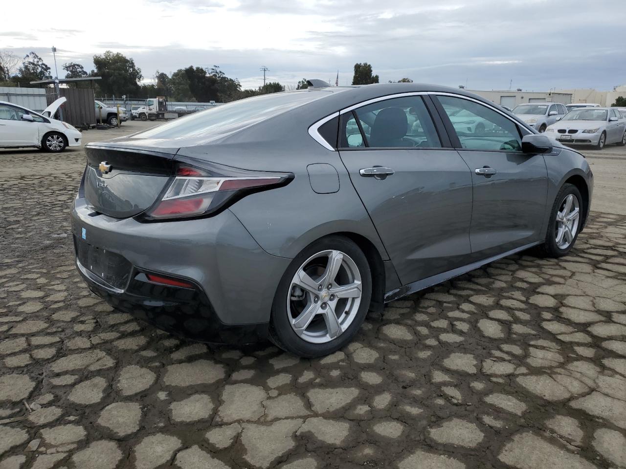 Photo 2 VIN: 1G1RC6S58HU106655 - CHEVROLET VOLT 