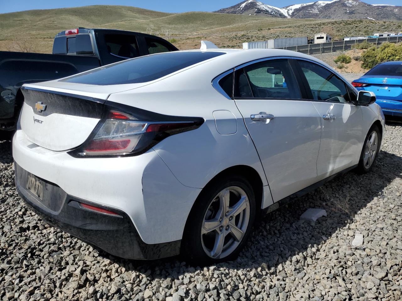 Photo 2 VIN: 1G1RC6S5XGU133726 - CHEVROLET VOLT 