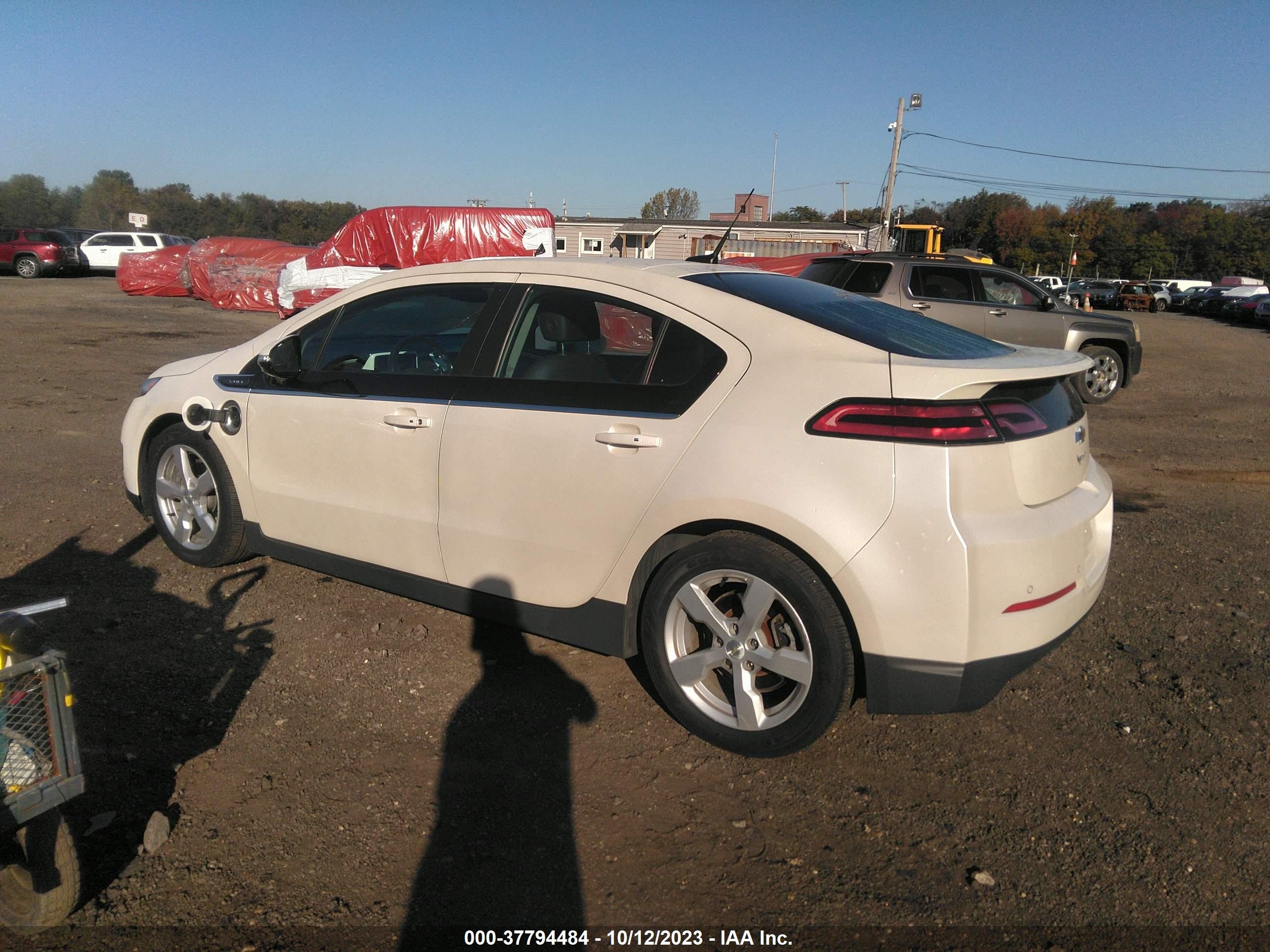 Photo 2 VIN: 1G1RD6E40DU132595 - CHEVROLET VOLT 