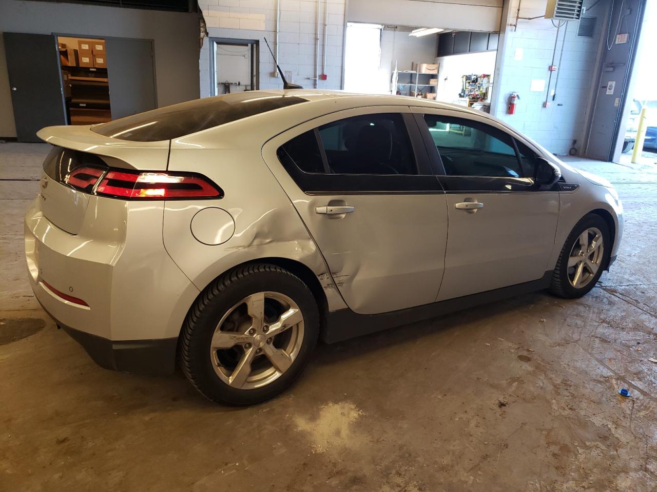 Photo 2 VIN: 1G1RD6E44EU172826 - CHEVROLET VOLT 