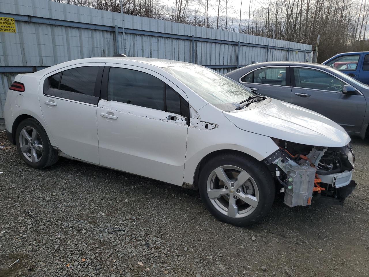 Photo 3 VIN: 1G1RD6E44FU140007 - CHEVROLET VOLT 