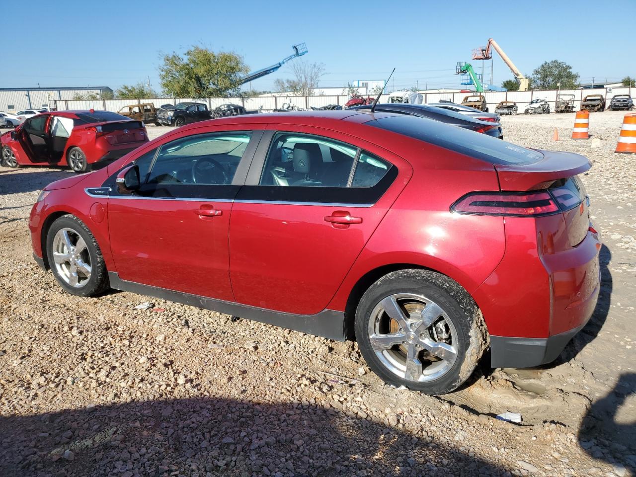 Photo 2 VIN: 1G1RD6E46EU128715 - CHEVROLET VOLT 