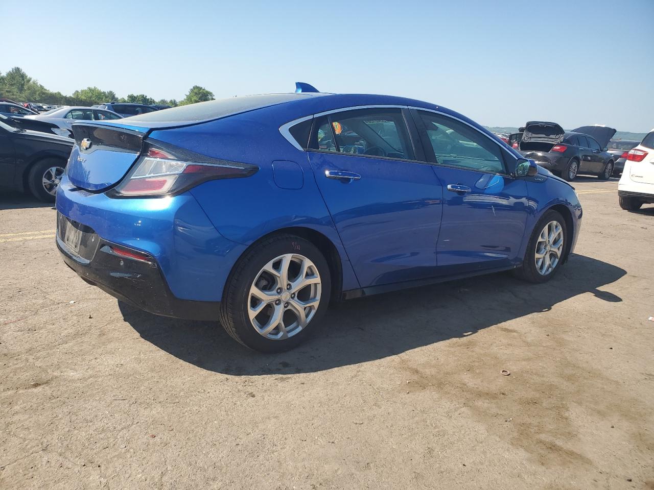 Photo 2 VIN: 1G1RD6S55JU139566 - CHEVROLET VOLT 