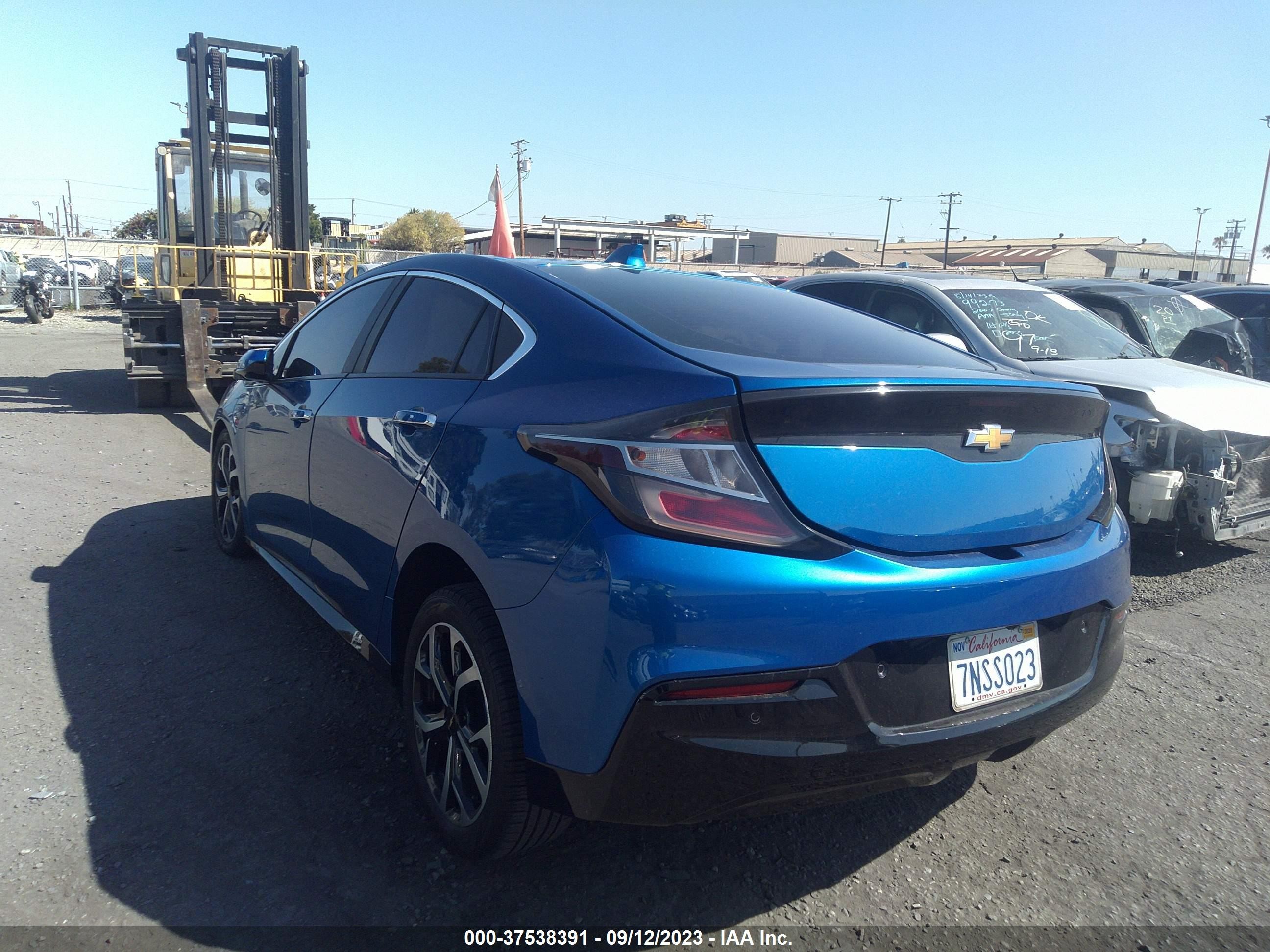 Photo 2 VIN: 1G1RD6S5XGU121394 - CHEVROLET VOLT 