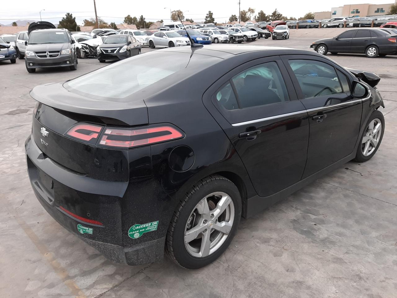 Photo 3 VIN: 1G1RE6E45DU127499 - CHEVROLET VOLT 