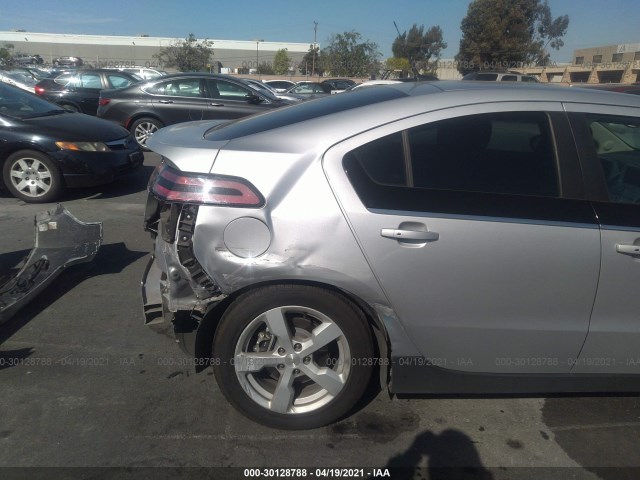 Photo 5 VIN: 1G1RE6E4XDU149644 - CHEVROLET VOLT 