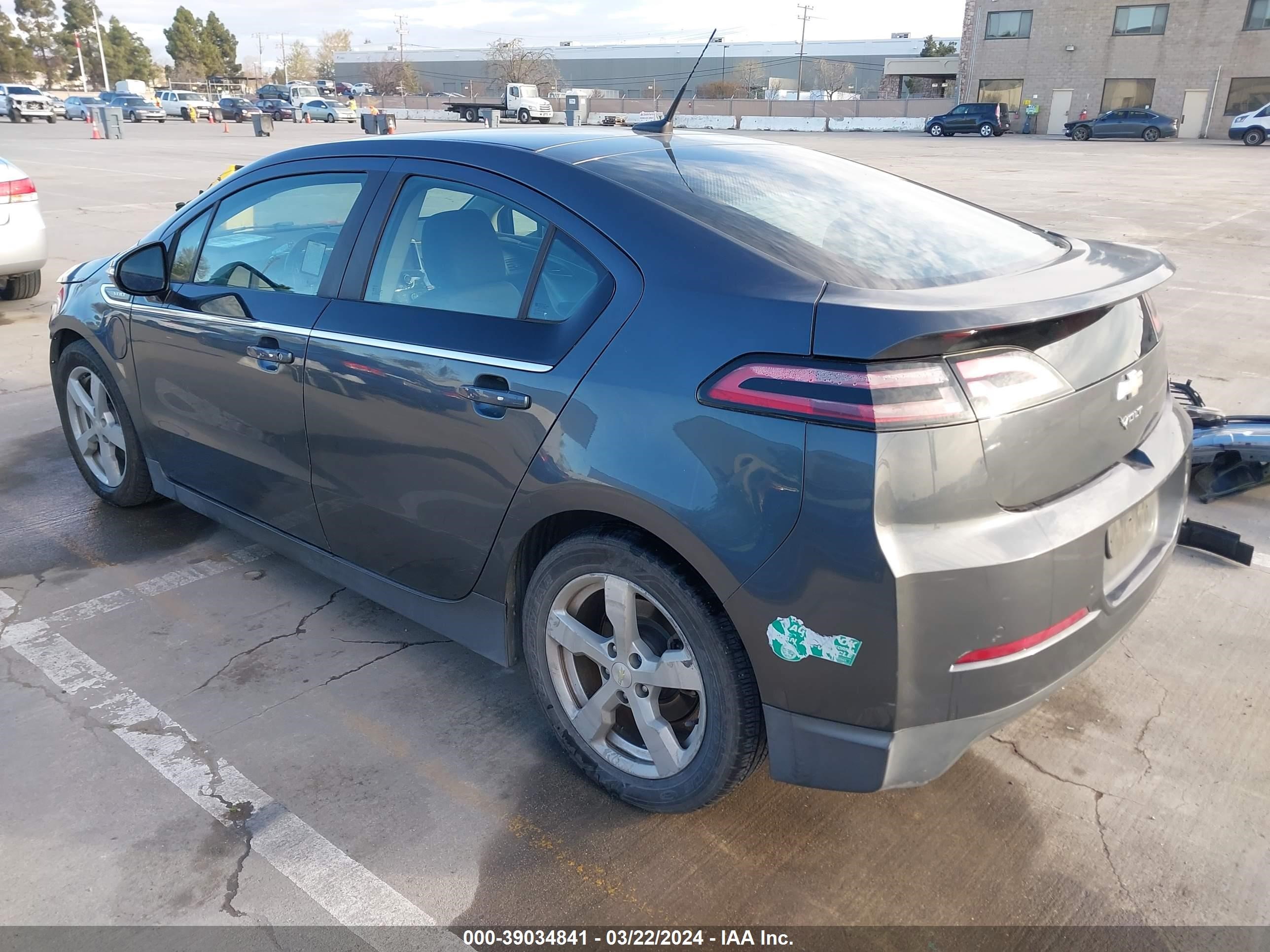 Photo 2 VIN: 1G1RH6E48DU108372 - CHEVROLET VOLT 