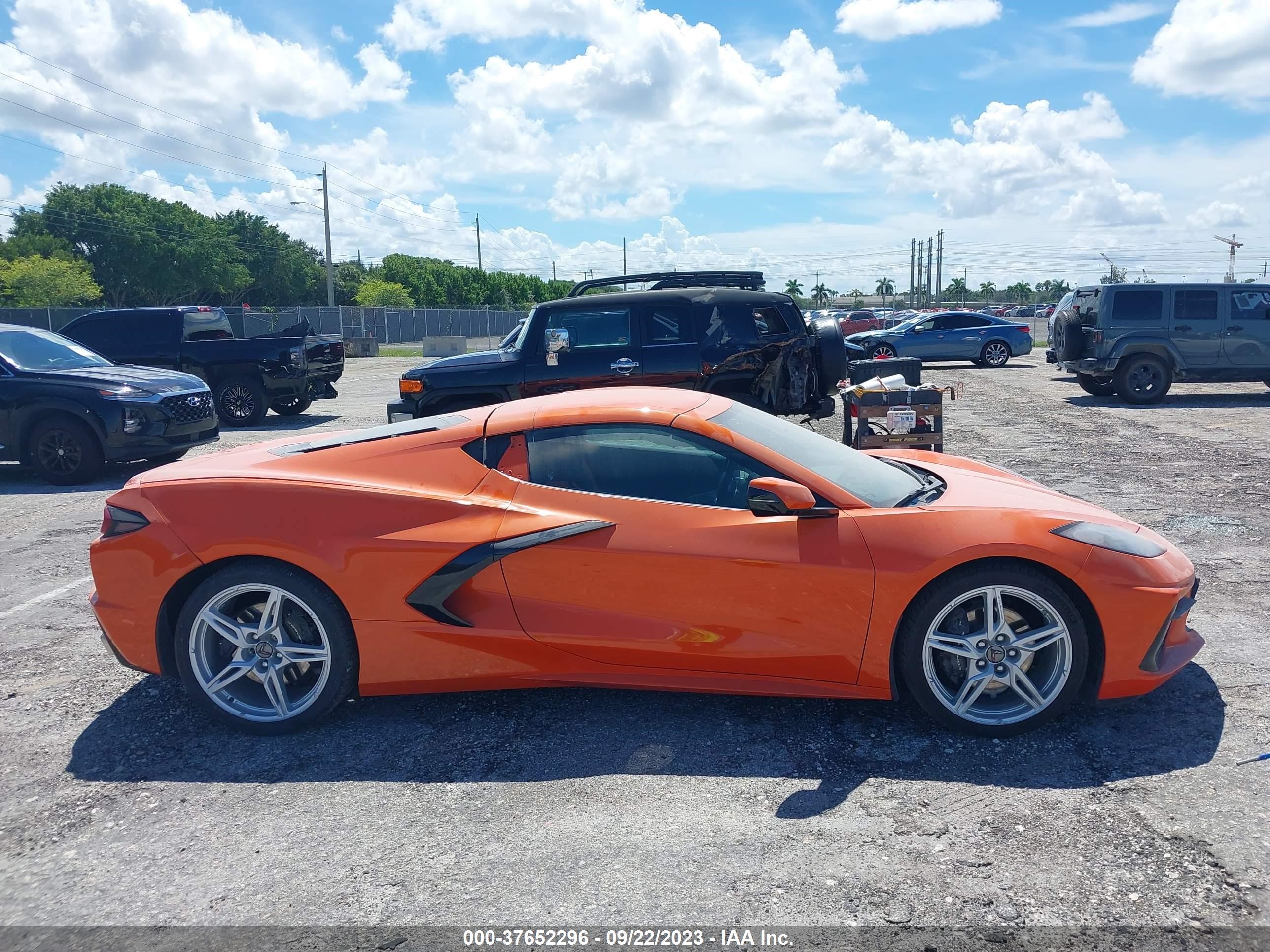 Photo 12 VIN: 1G1Y62D41L5109156 - CHEVROLET CORVETTE 