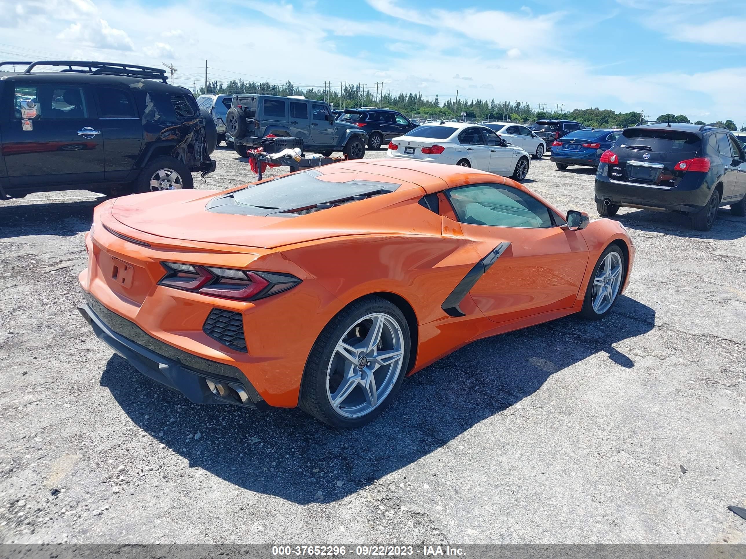 Photo 3 VIN: 1G1Y62D41L5109156 - CHEVROLET CORVETTE 