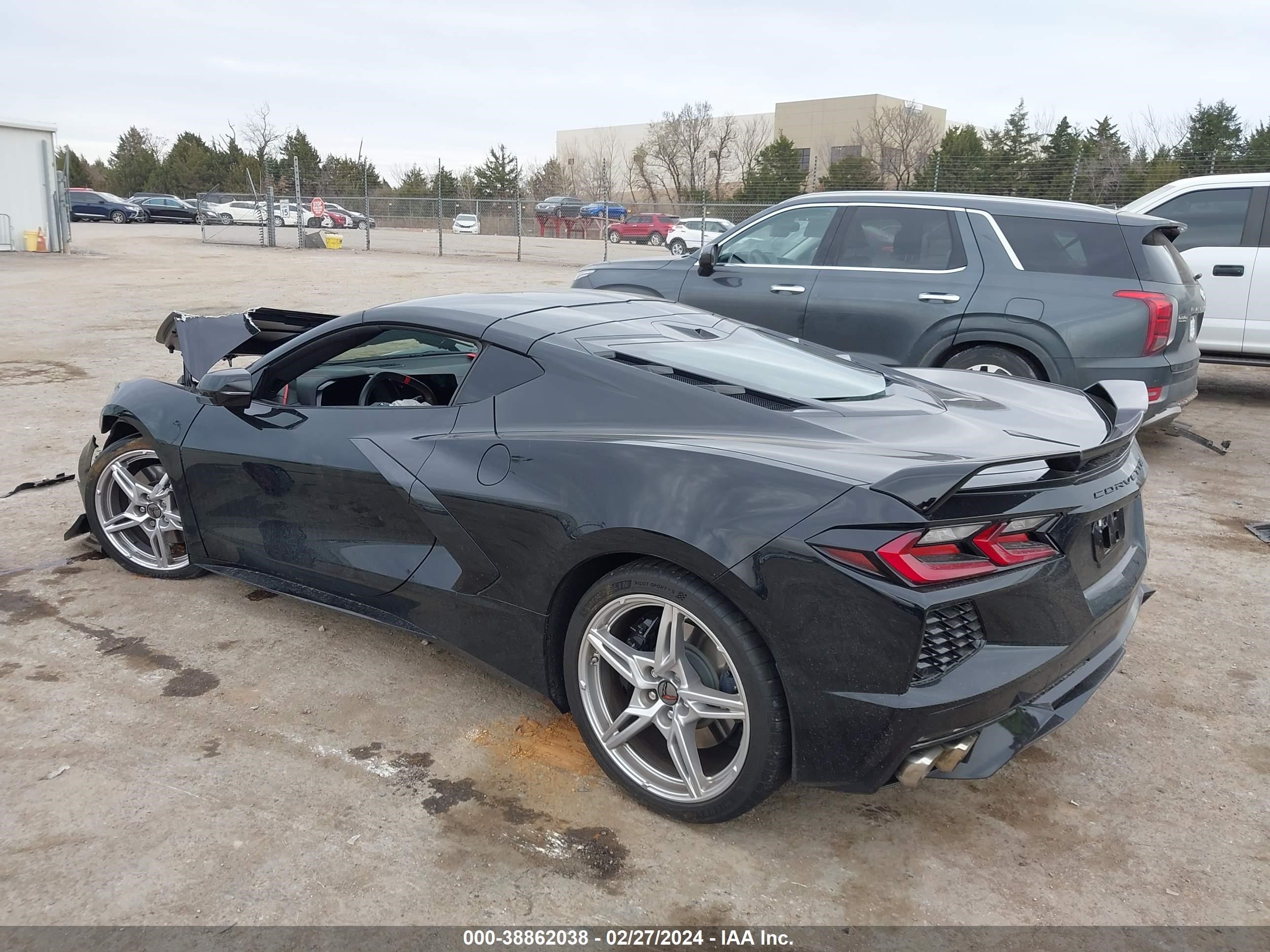 Photo 2 VIN: 1G1YB2D49N5105354 - CHEVROLET CORVETTE 