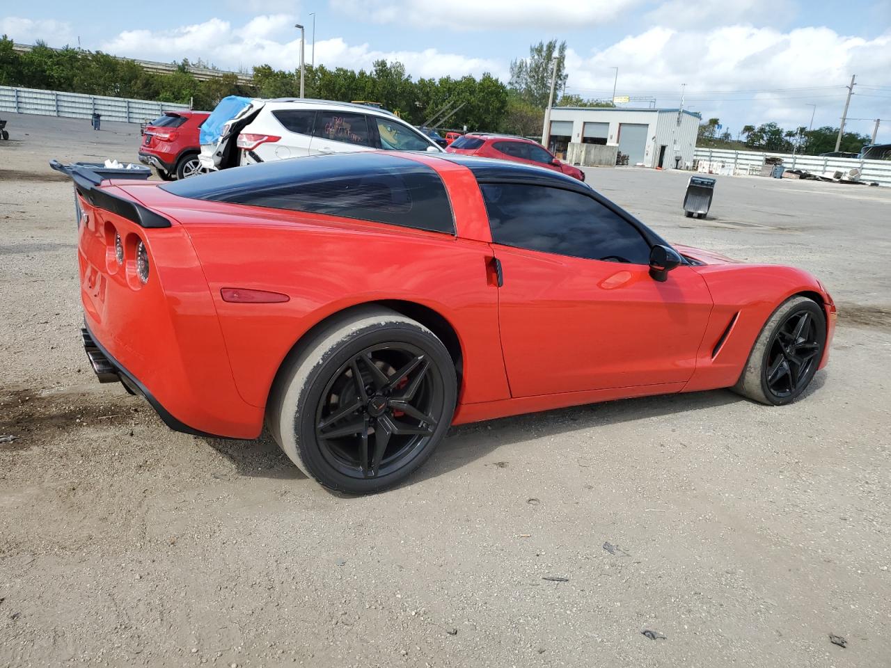 Photo 2 VIN: 1G1YE2DW8C5101074 - CHEVROLET CORVETTE 