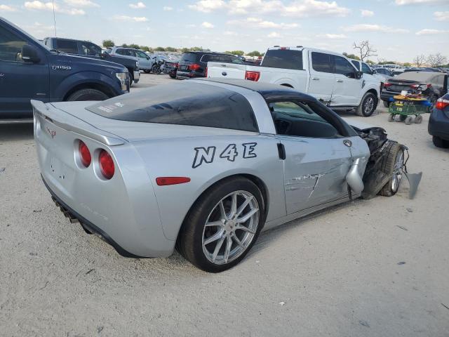 Photo 2 VIN: 1G1YG2DW3D5107361 - CHEVROLET CORVETTE 