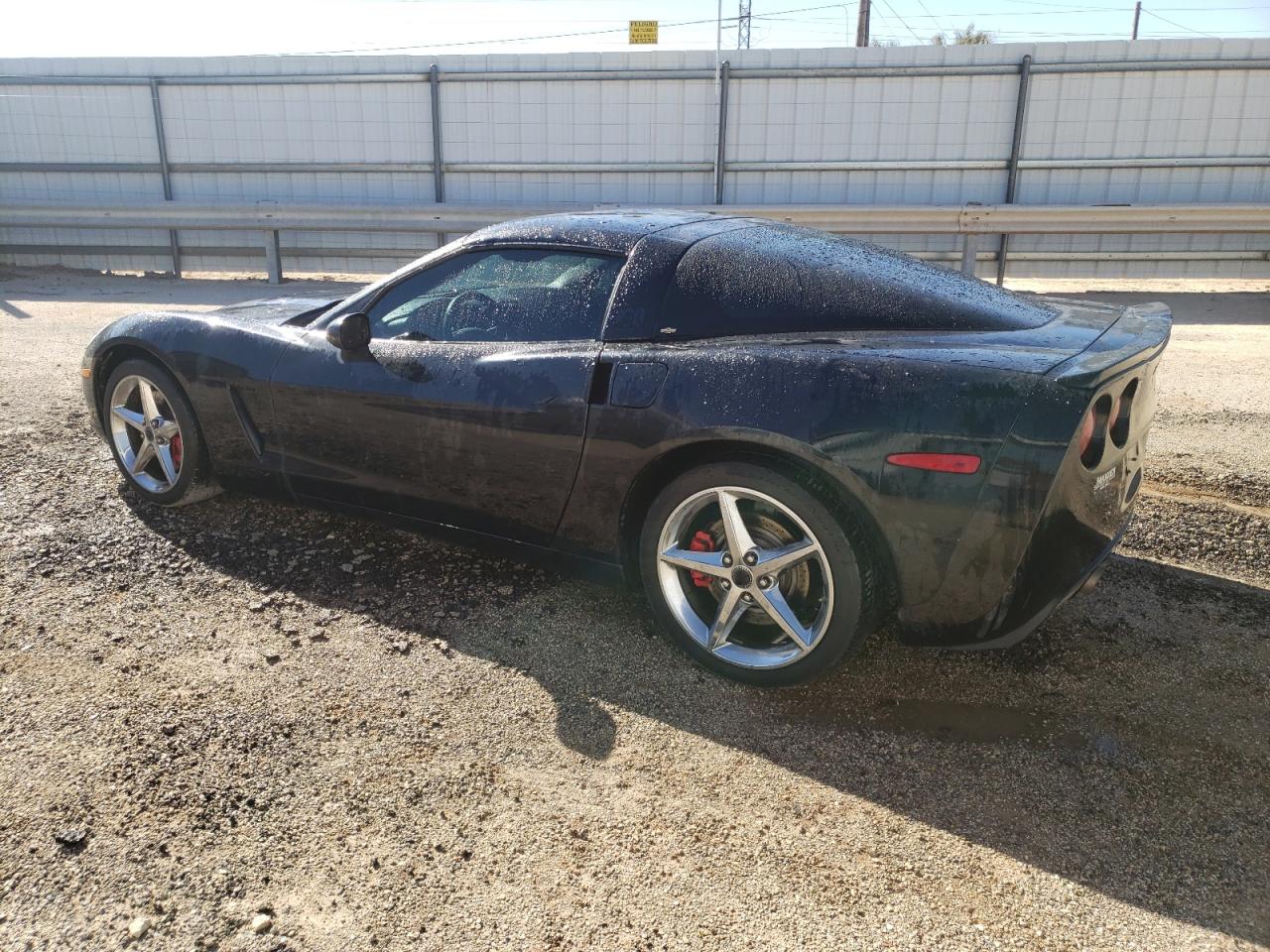 Photo 1 VIN: 1G1YG2DW8C5107807 - CHEVROLET CORVETTE 