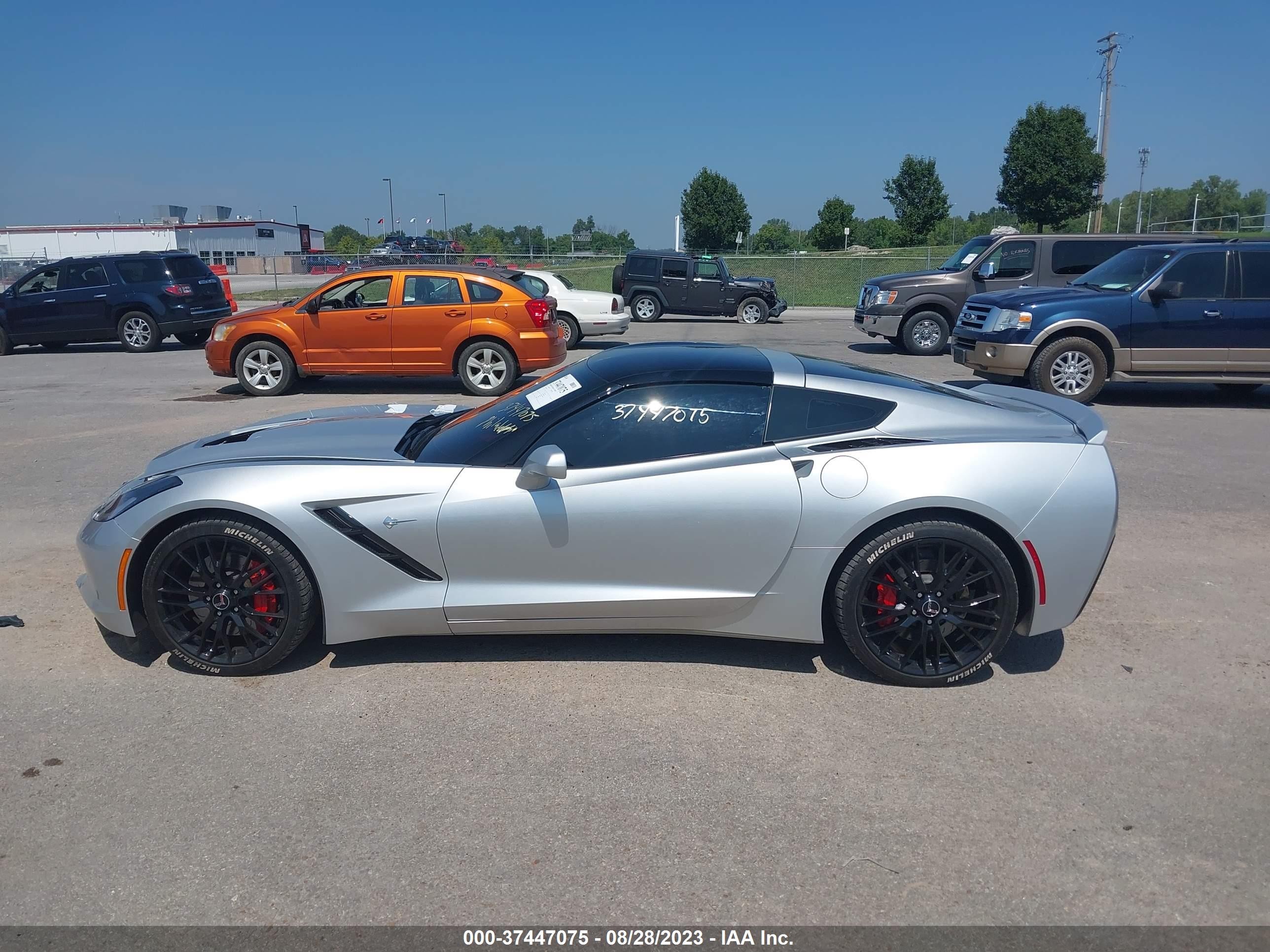 Photo 13 VIN: 1G1YM2D74E5111910 - CHEVROLET CORVETTE 