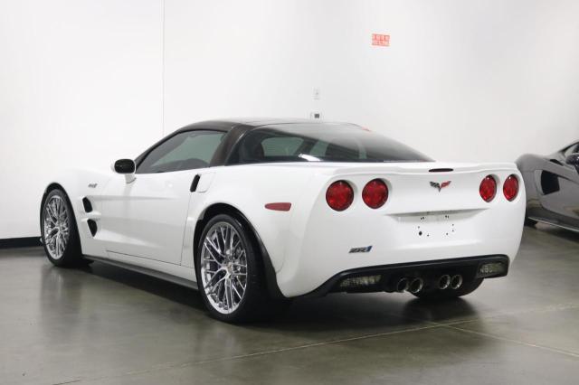 Photo 2 VIN: 1G1YN2DT4A5801046 - CHEVROLET CORVETTE 