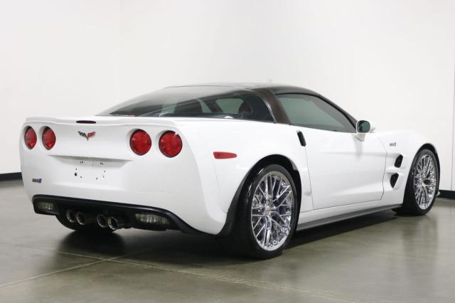 Photo 3 VIN: 1G1YN2DT4A5801046 - CHEVROLET CORVETTE 