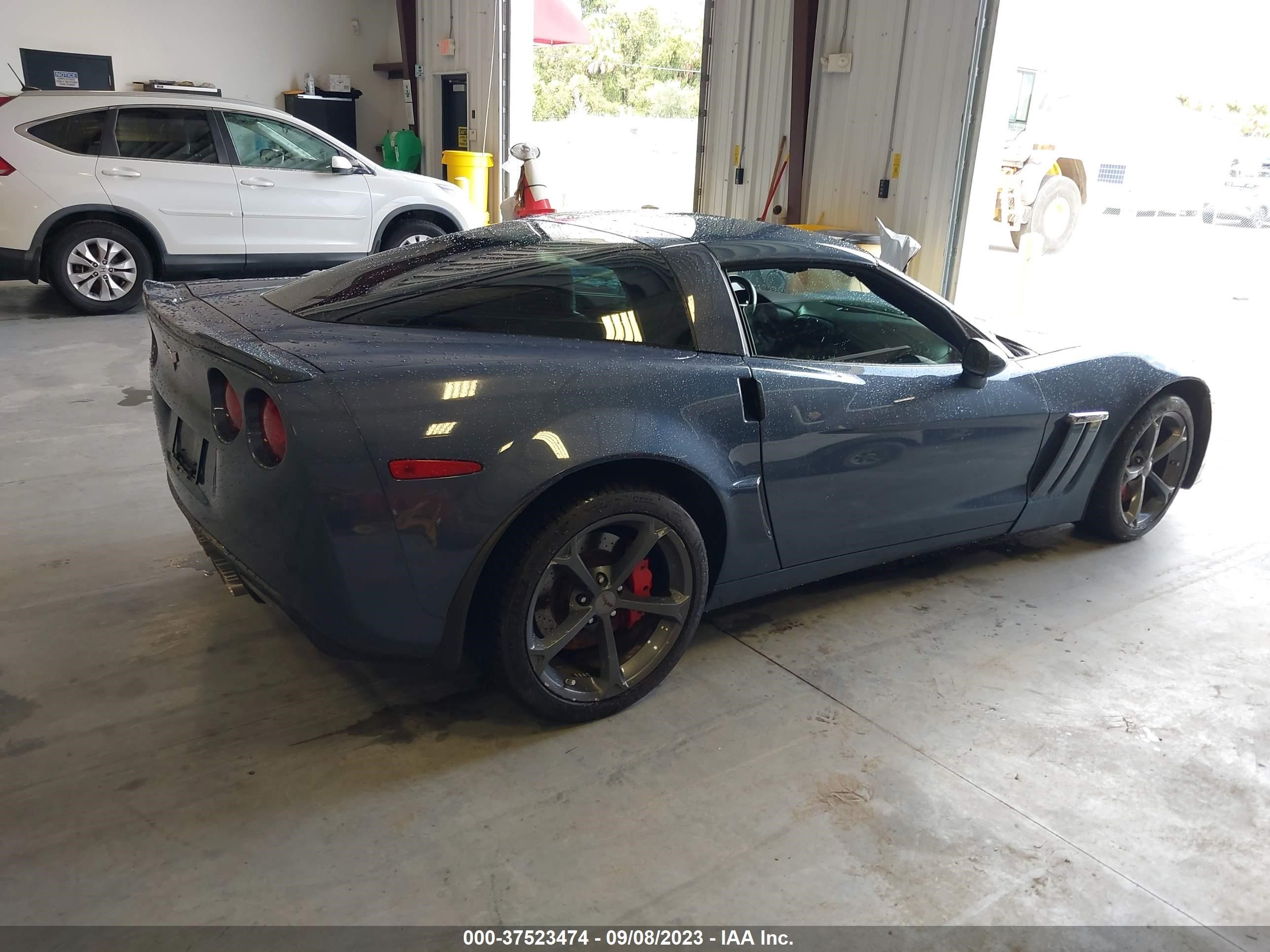 Photo 3 VIN: 1G1YV2DW3C5105436 - CHEVROLET CORVETTE 