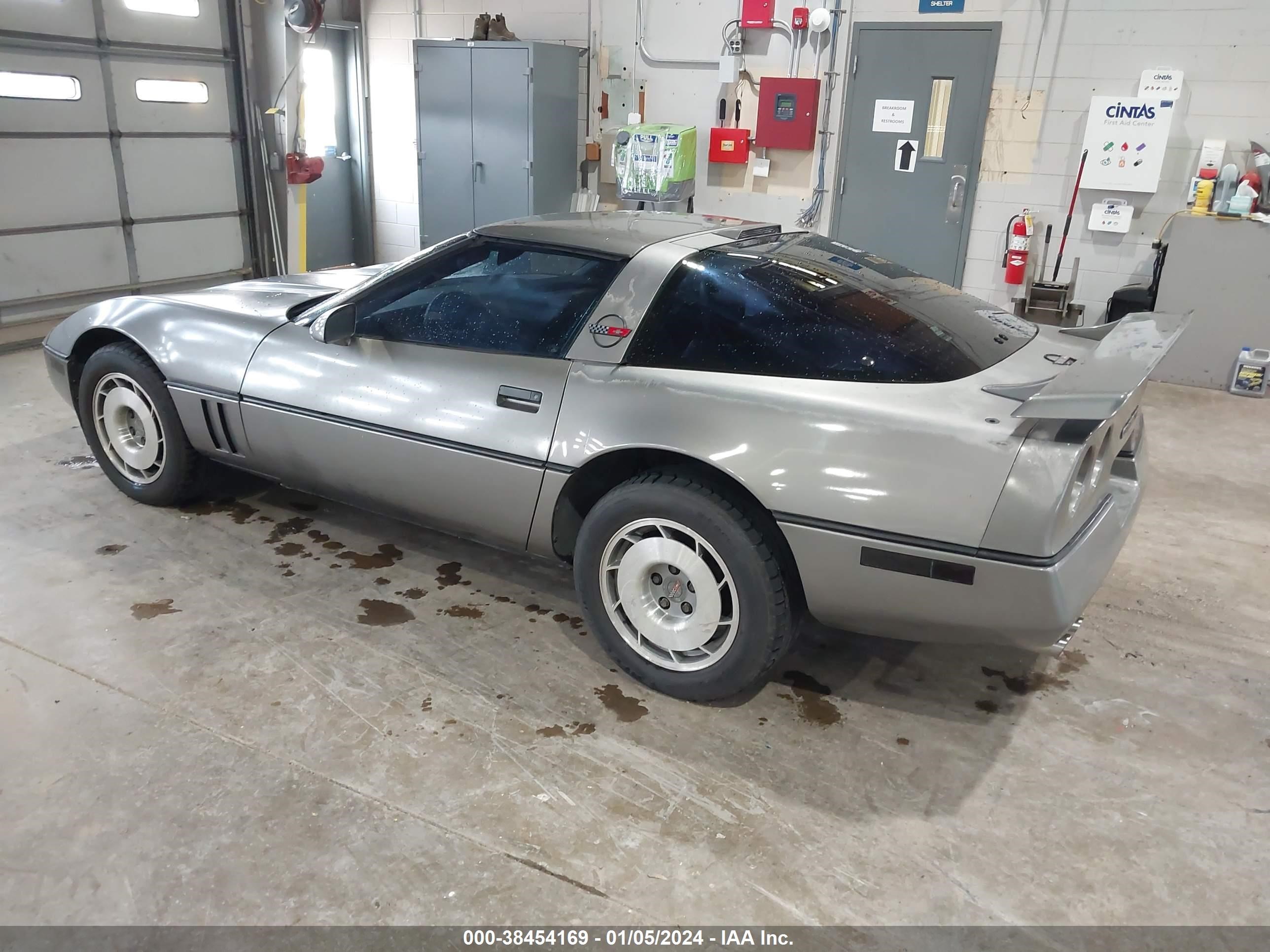 Photo 2 VIN: 1G1YY0782G5121092 - CHEVROLET CORVETTE 