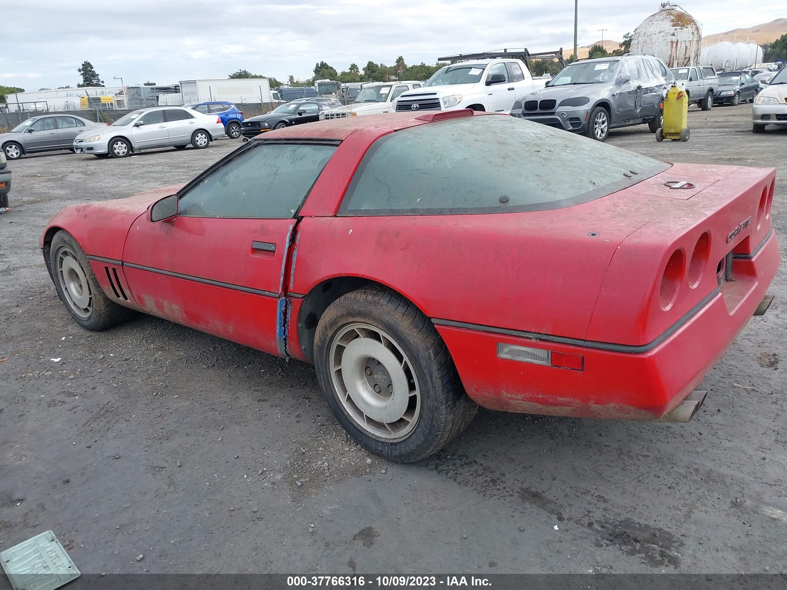 Photo 2 VIN: 1G1YY0783G5126561 - CHEVROLET CORVETTE 