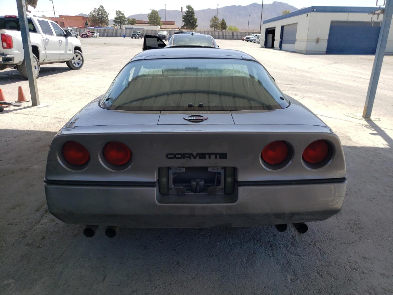 Photo 5 VIN: 1G1YY0784F5100260 - CHEVROLET CORVETTE 