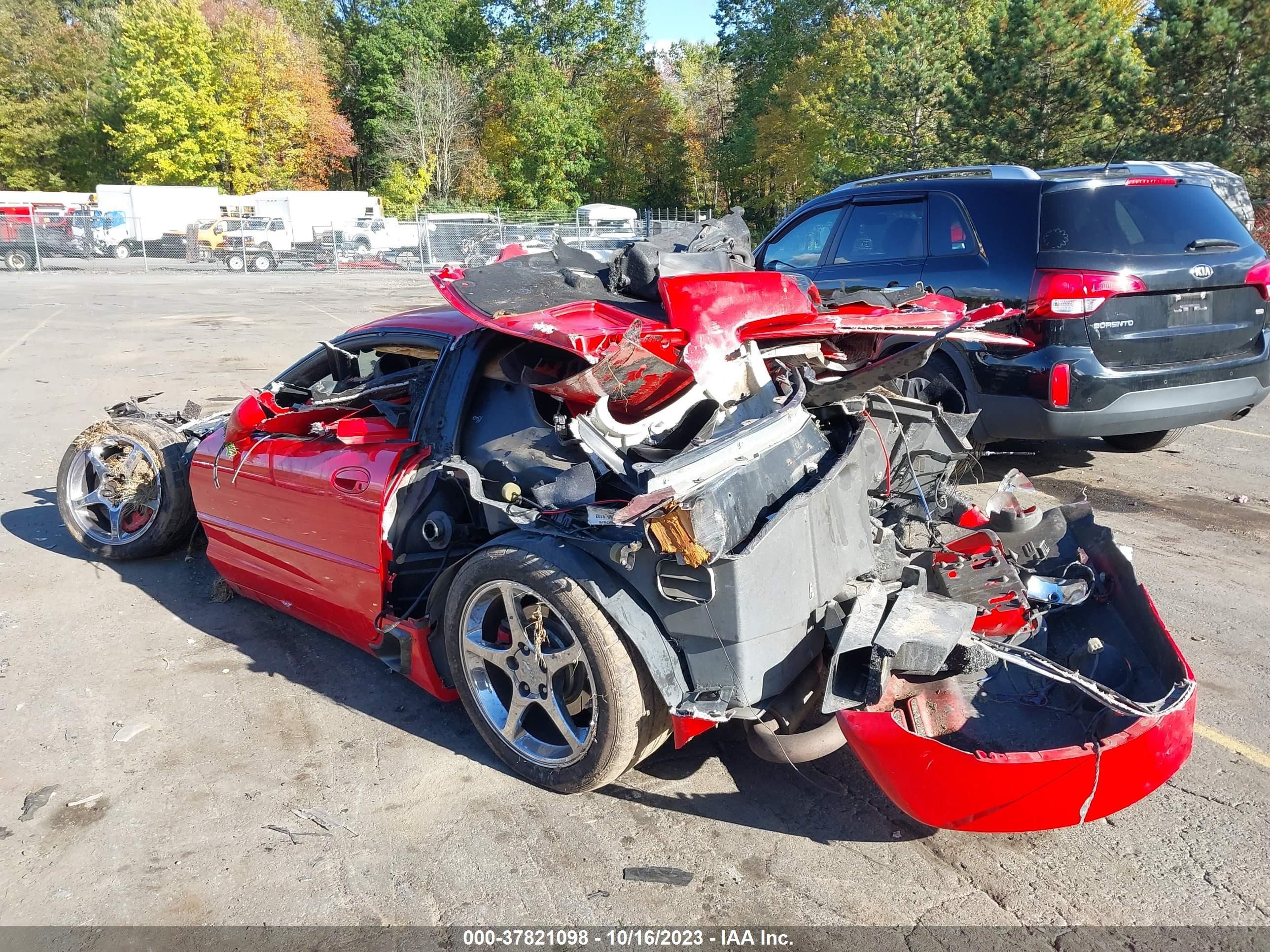 Photo 2 VIN: 1G1YY12G4Y5109337 - CHEVROLET CORVETTE 