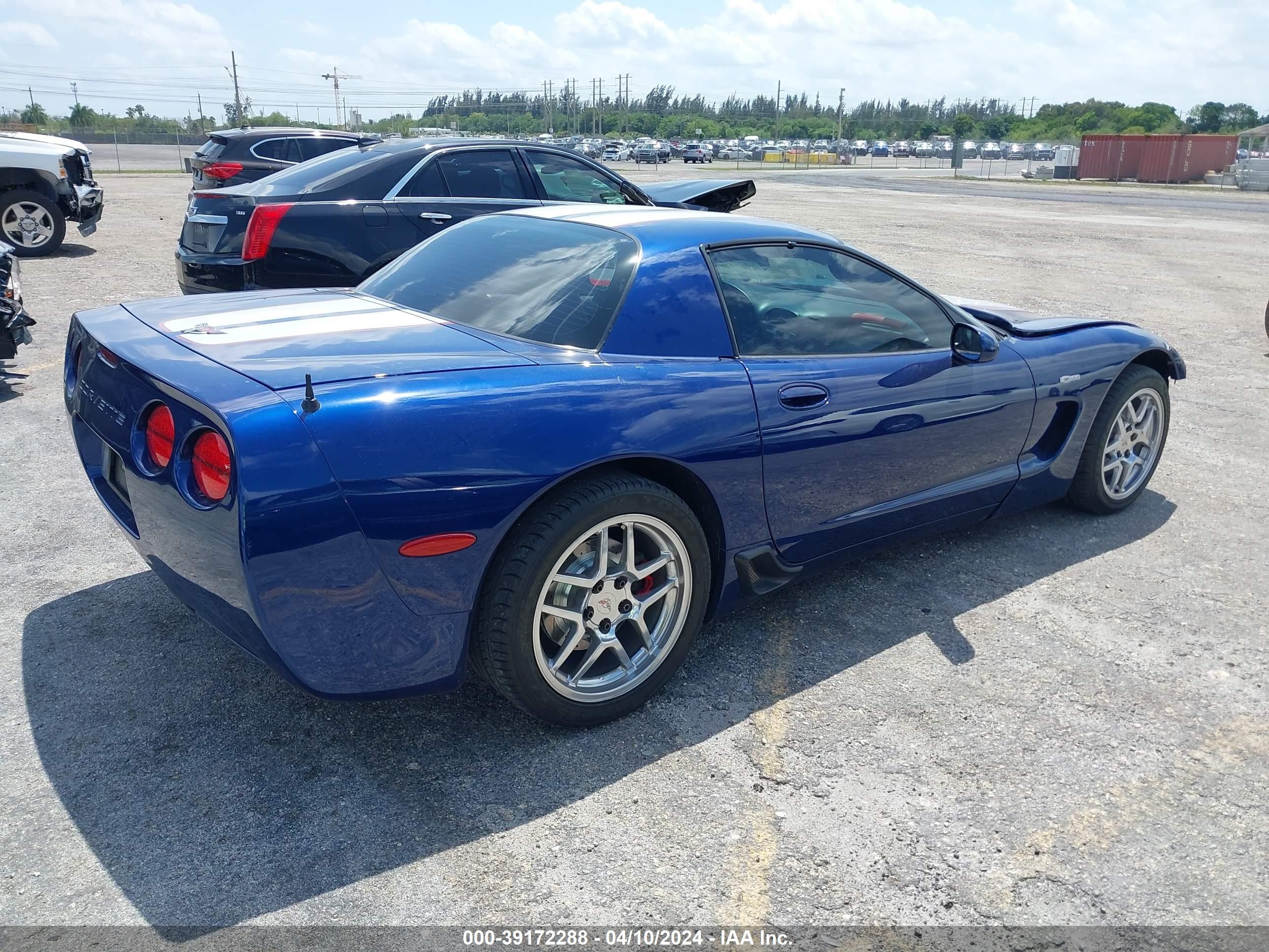 Photo 3 VIN: 1G1YY12S345122918 - CHEVROLET CORVETTE 