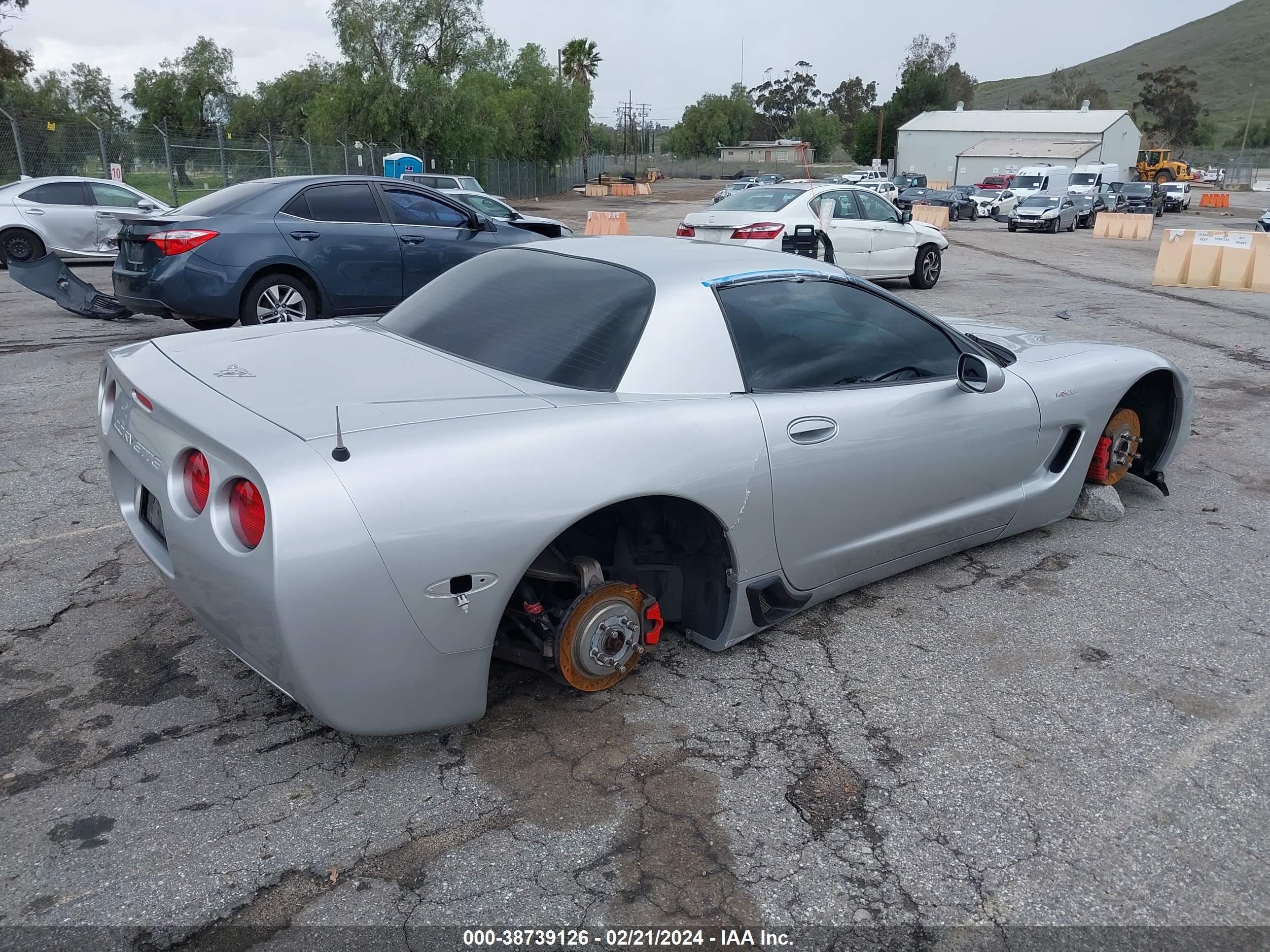 Photo 3 VIN: 1G1YY12S635105464 - CHEVROLET CORVETTE 