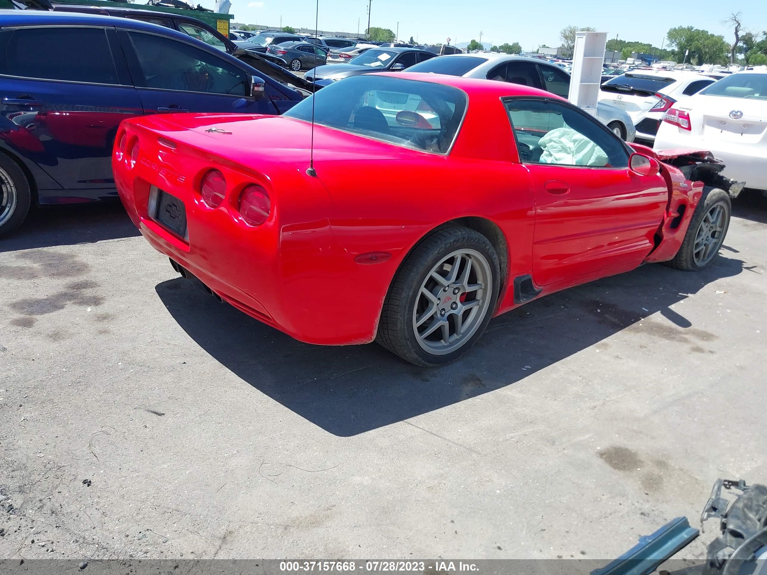 Photo 3 VIN: 1G1YY12S845110344 - CHEVROLET CORVETTE 