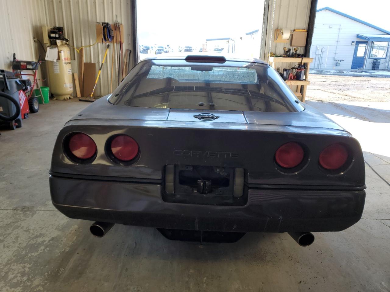 Photo 5 VIN: 1G1YY2183K5113192 - CHEVROLET CORVETTE 