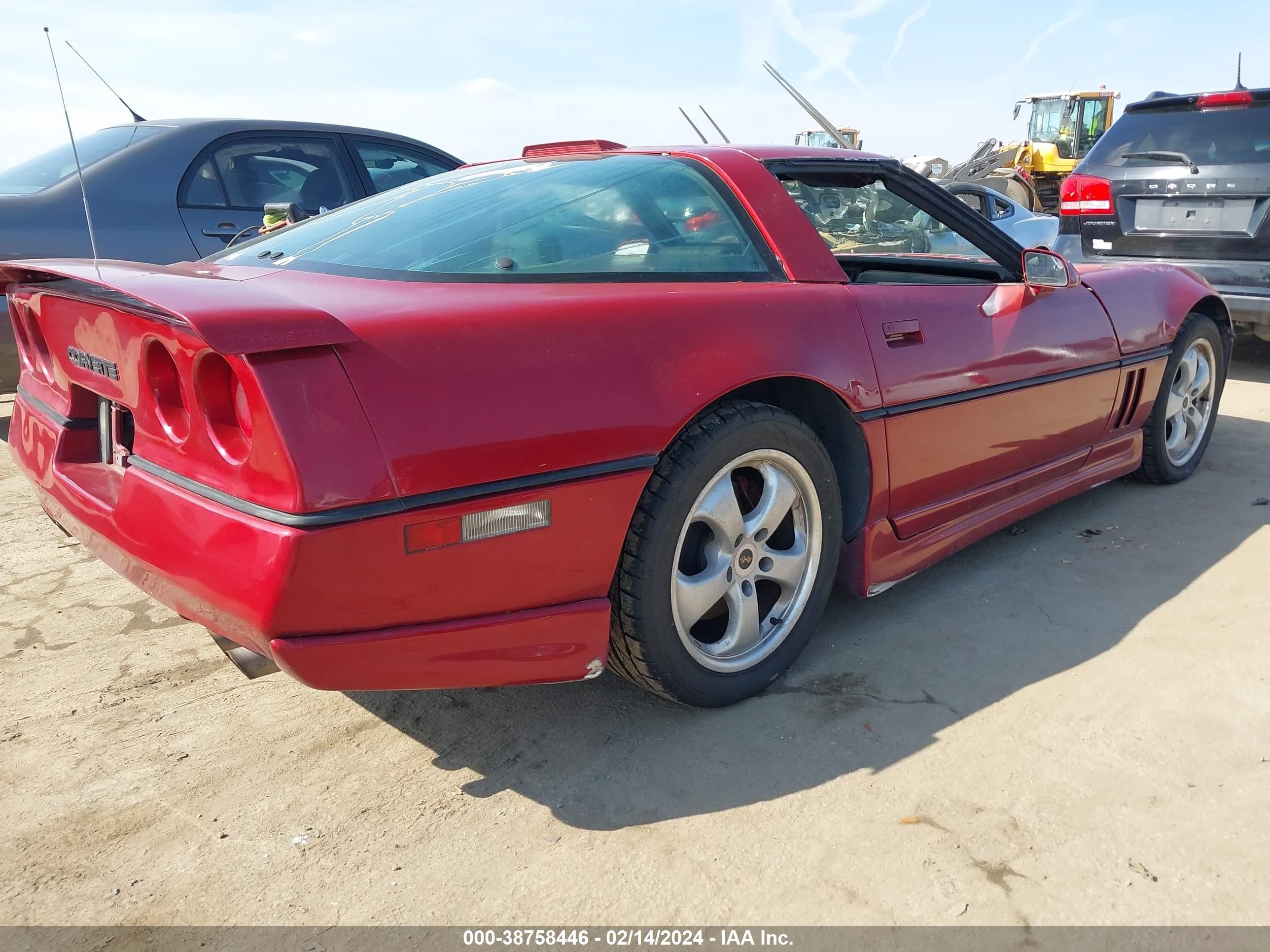 Photo 3 VIN: 1G1YY2188J5103630 - CHEVROLET CORVETTE 