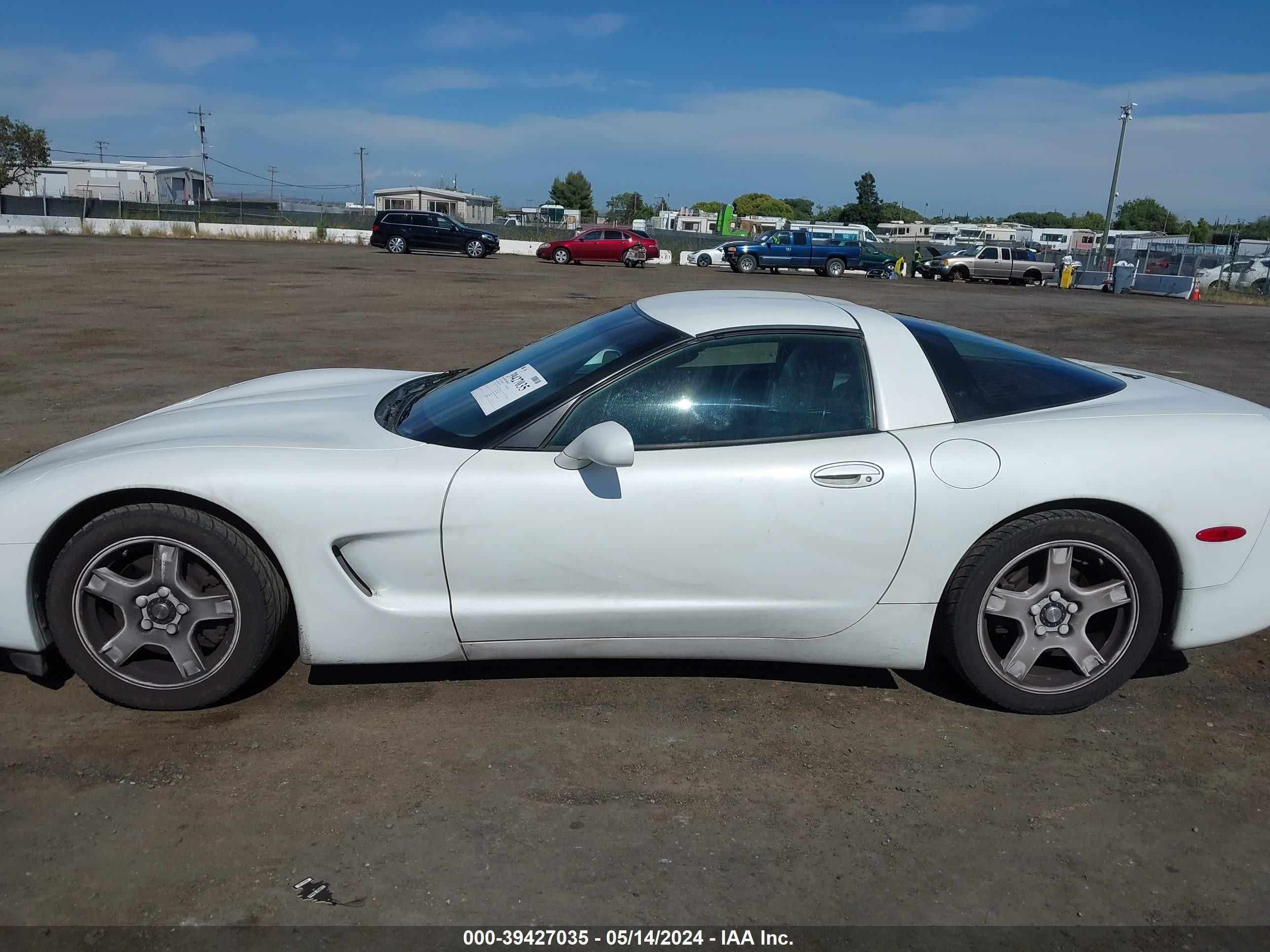 Photo 13 VIN: 1G1YY22G0W5104672 - CHEVROLET CORVETTE 