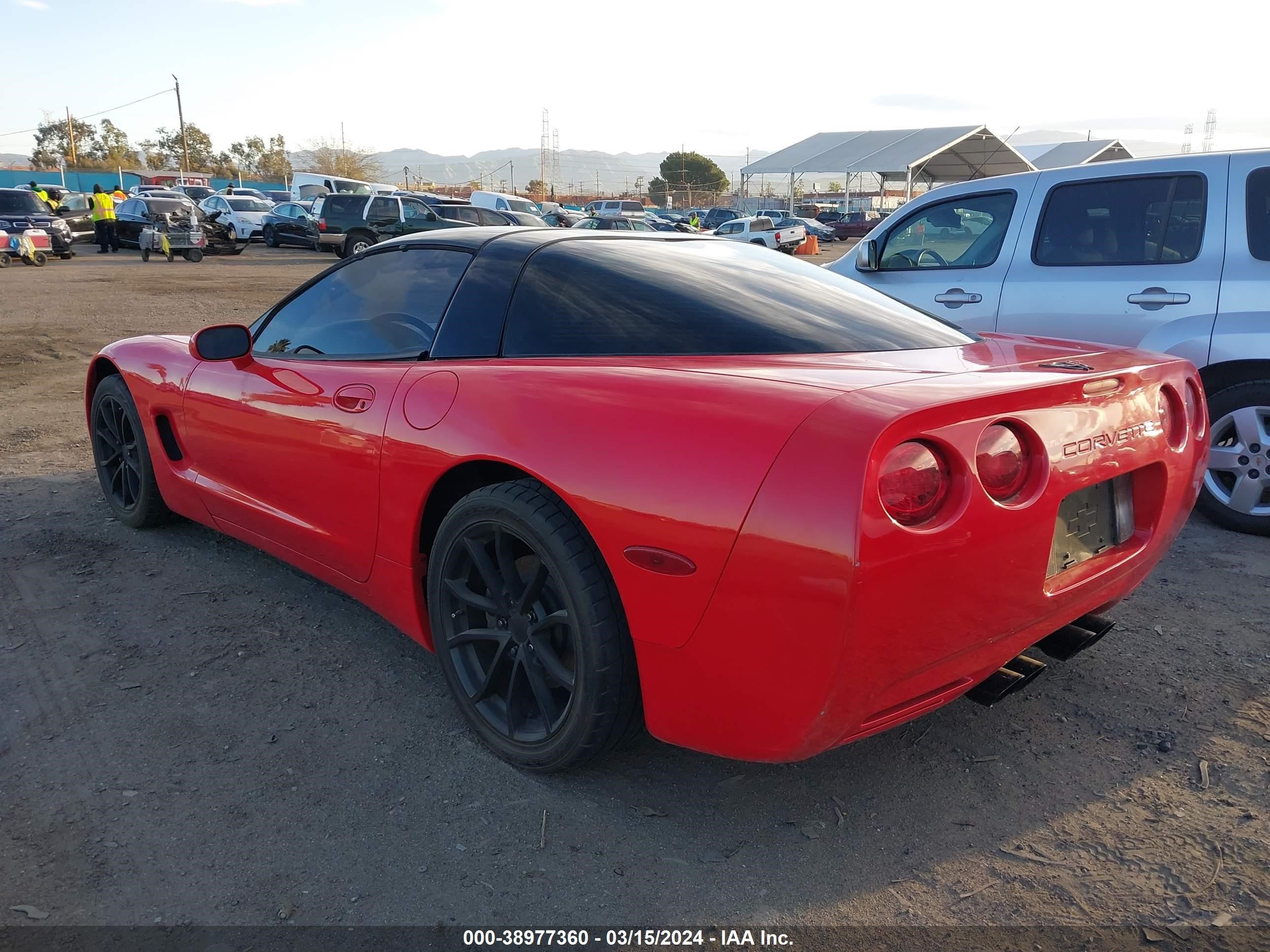 Photo 2 VIN: 1G1YY22G1Y5103095 - CHEVROLET CORVETTE 