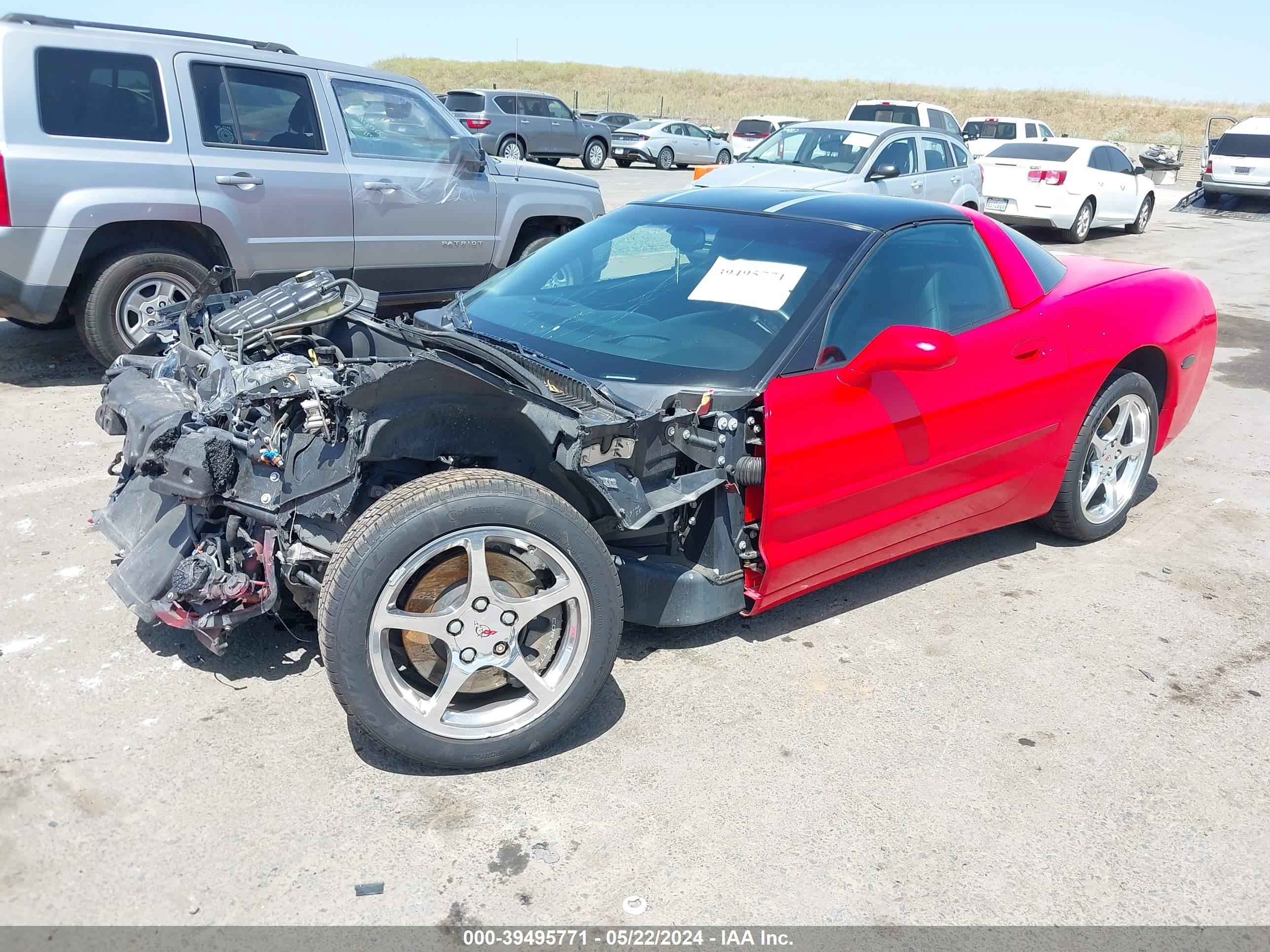 Photo 1 VIN: 1G1YY22G225121158 - CHEVROLET CORVETTE 