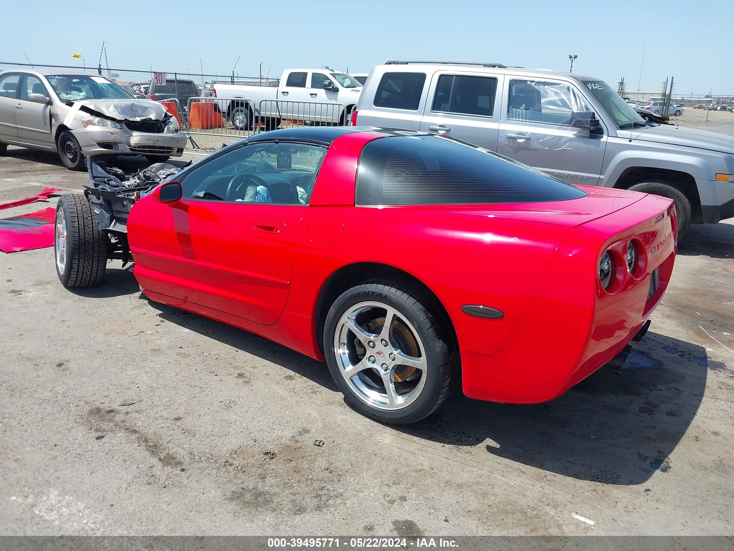 Photo 2 VIN: 1G1YY22G225121158 - CHEVROLET CORVETTE 