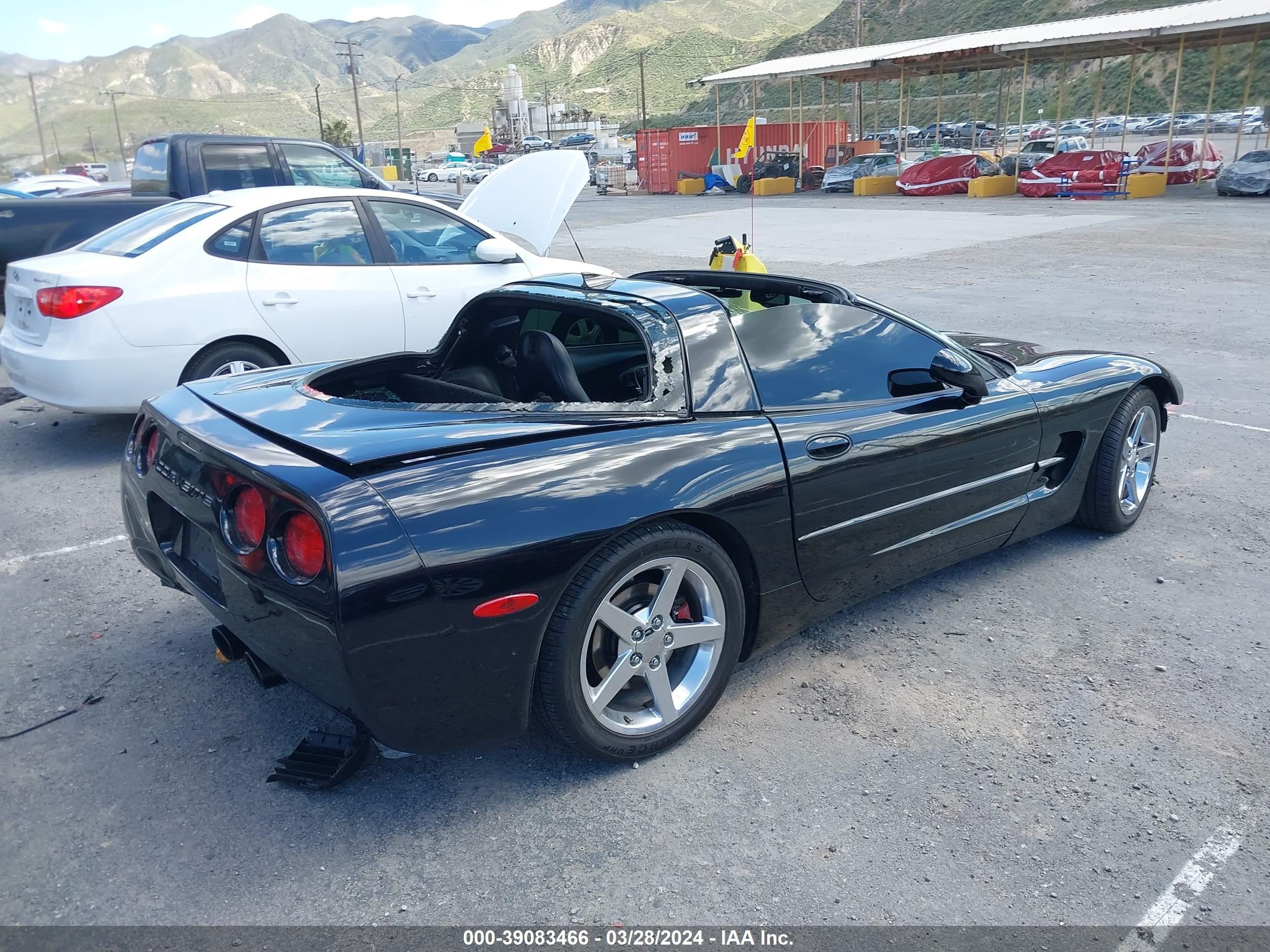 Photo 3 VIN: 1G1YY22G445114649 - CHEVROLET CORVETTE 