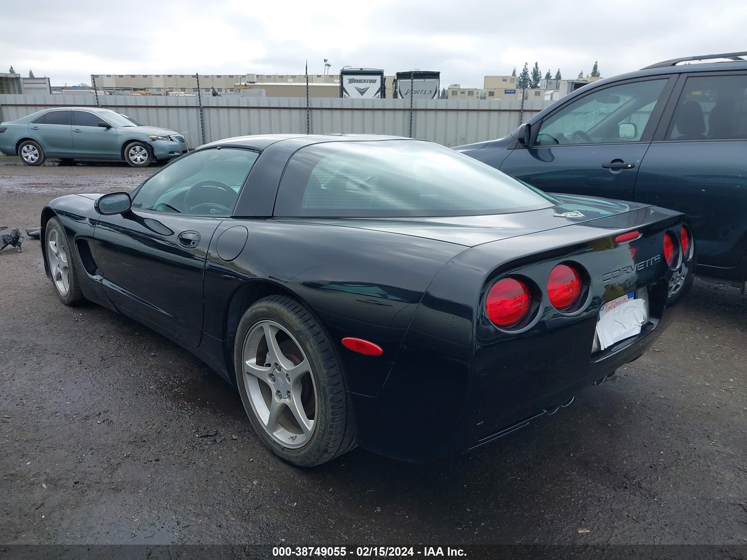 Photo 2 VIN: 1G1YY22G635111993 - CHEVROLET CORVETTE 