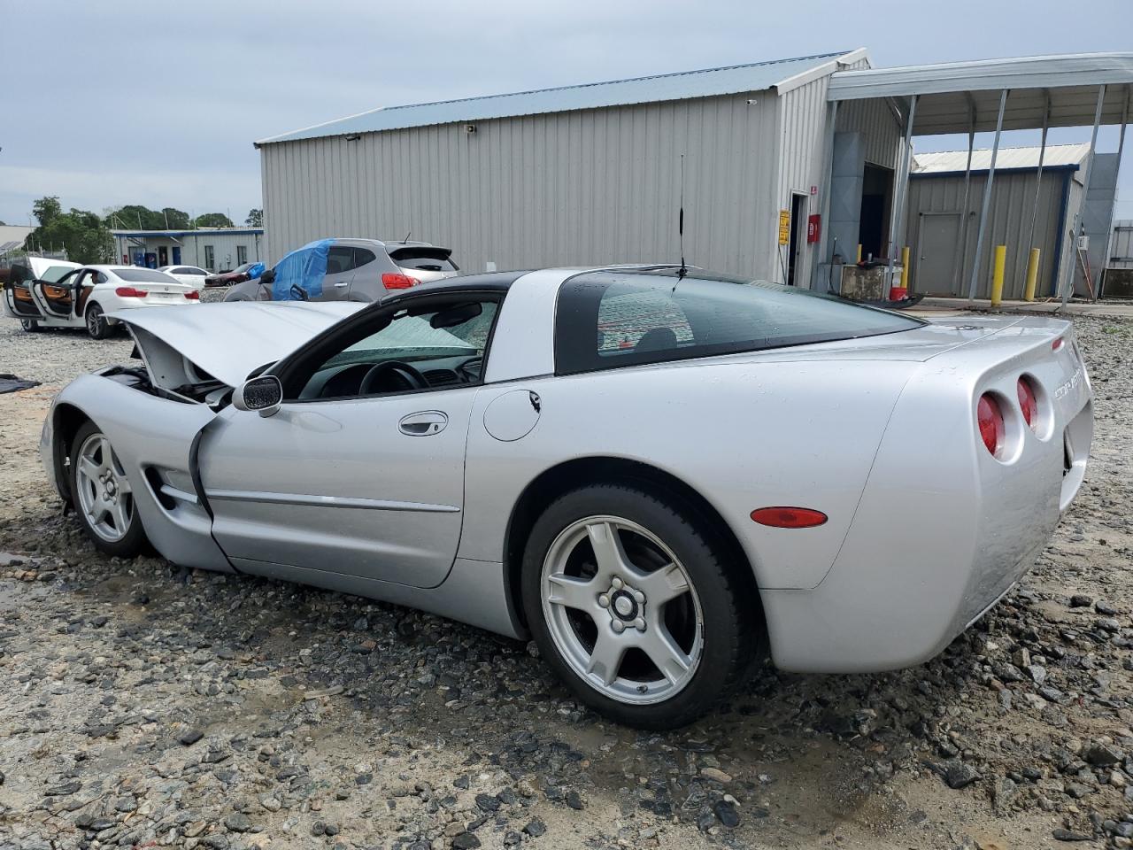 Photo 1 VIN: 1G1YY22G7V5105364 - CHEVROLET CORVETTE 