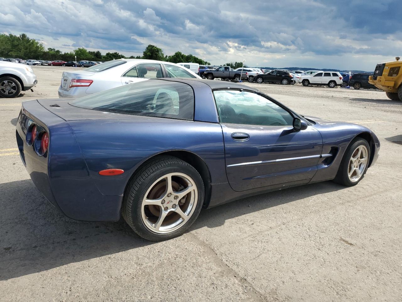 Photo 2 VIN: 1G1YY22G815125312 - CHEVROLET CORVETTE 