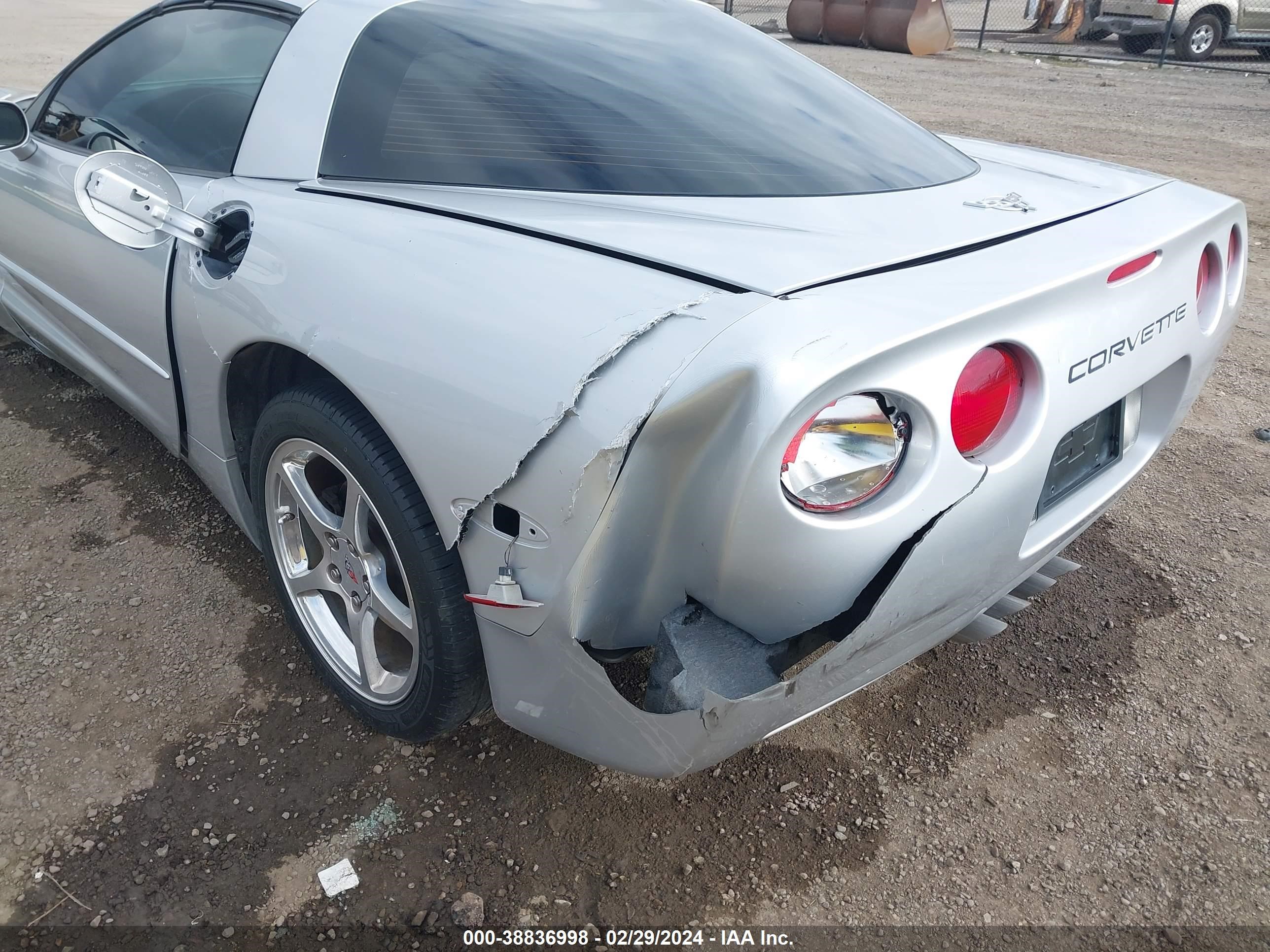 Photo 5 VIN: 1G1YY22G935102690 - CHEVROLET CORVETTE 