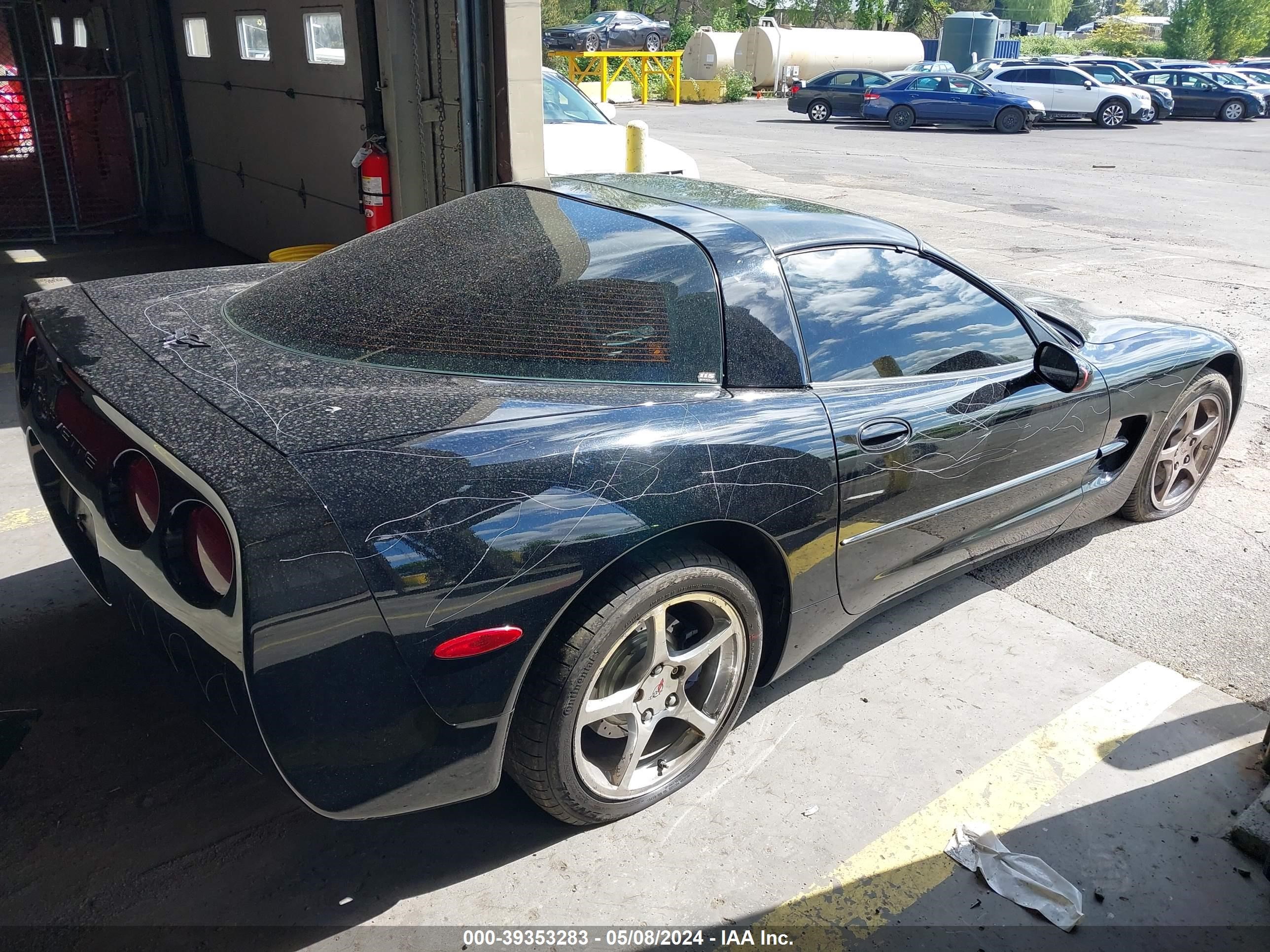 Photo 3 VIN: 1G1YY22GX15106793 - CHEVROLET CORVETTE 