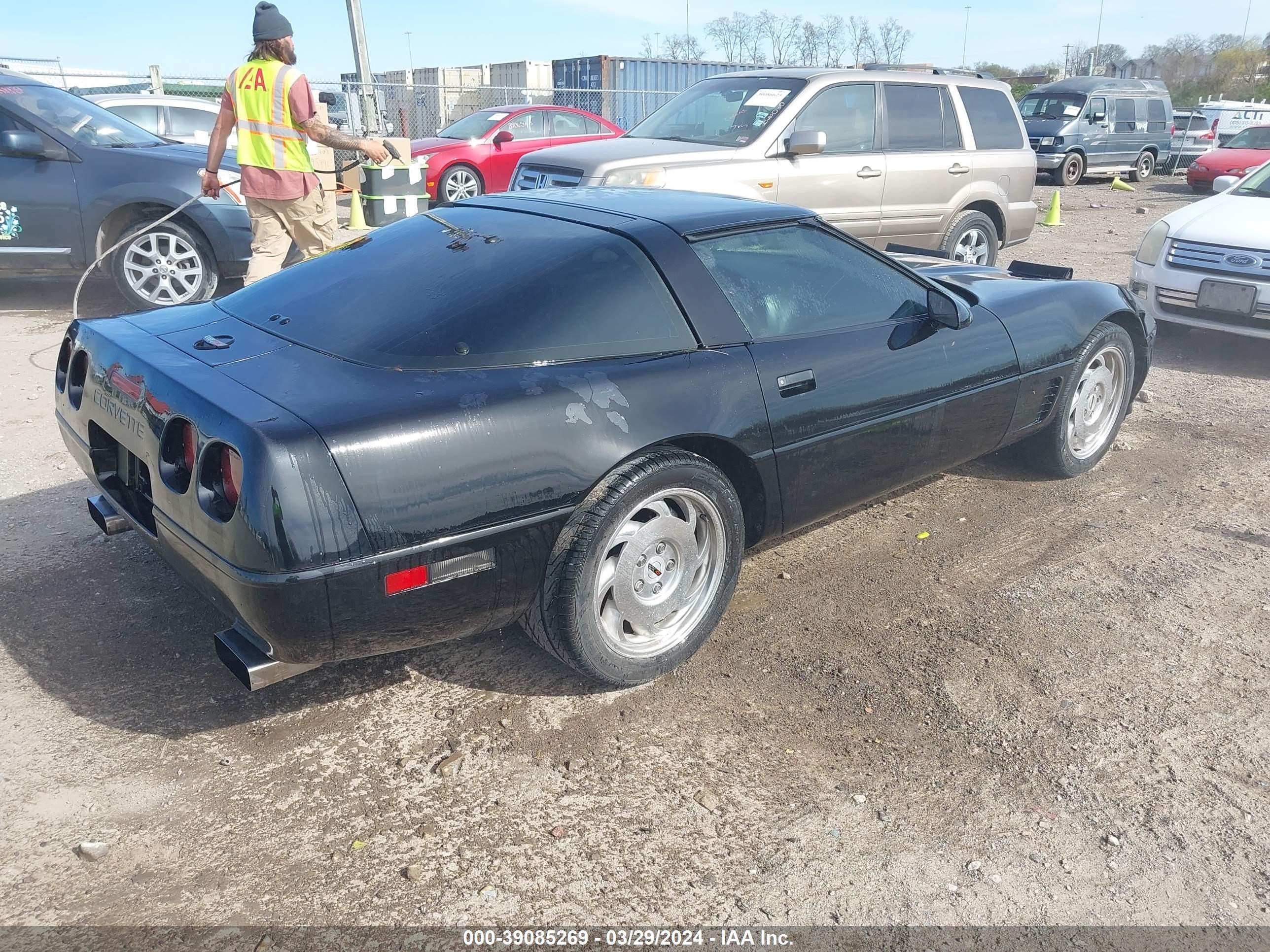 Photo 3 VIN: 1G1YY22P4S5114597 - CHEVROLET CORVETTE 