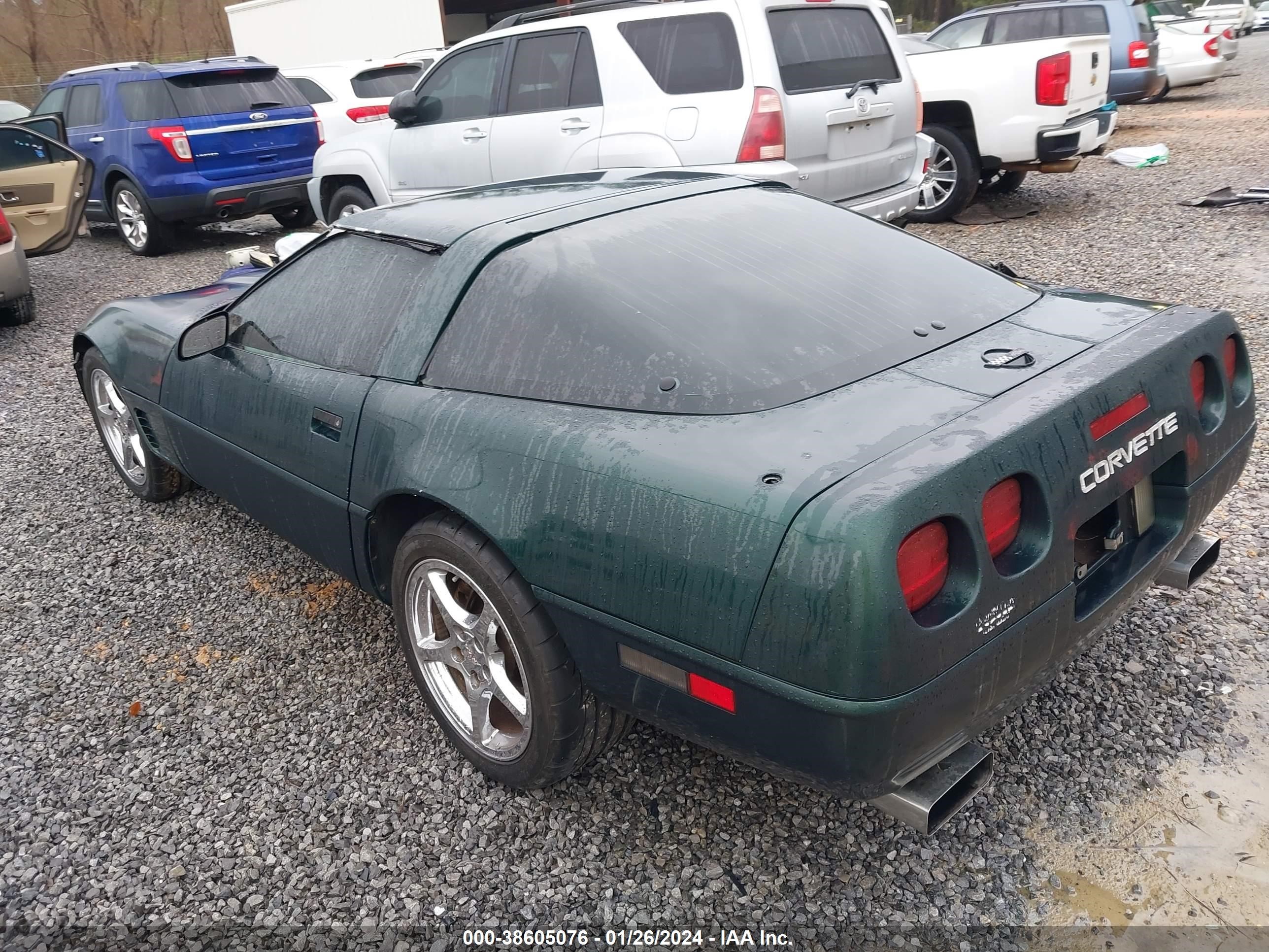 Photo 2 VIN: 1G1YY22P7T5115017 - CHEVROLET CORVETTE 