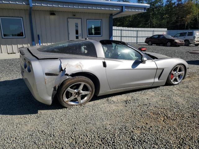 Photo 2 VIN: 1G1YY24U055111302 - CHEVROLET CORVETTE 