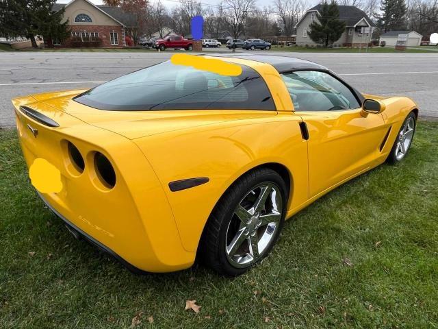 Photo 3 VIN: 1G1YY24U255112810 - CHEVROLET CORVETTE 